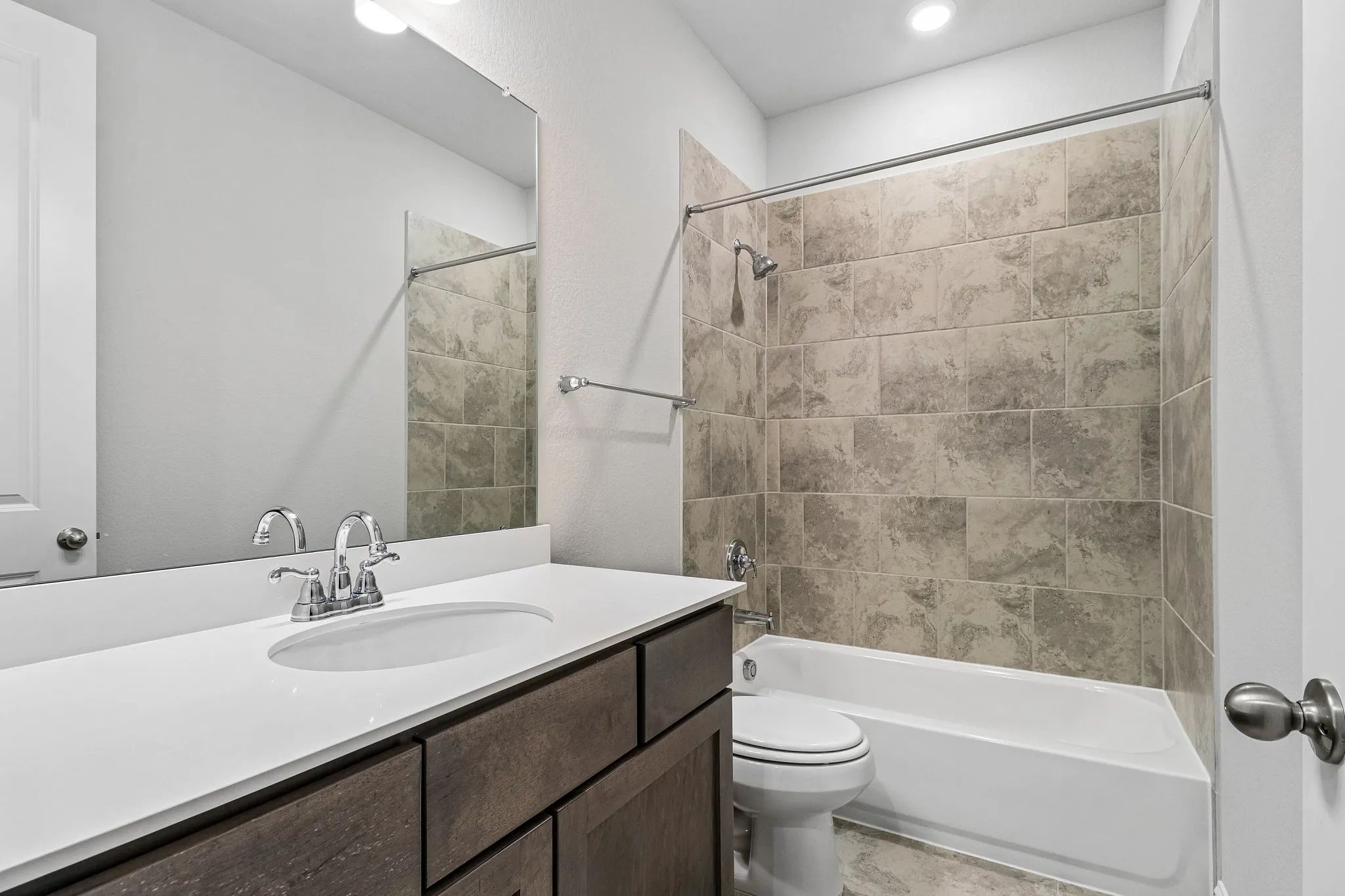 Homesite 1704 Bath 2
