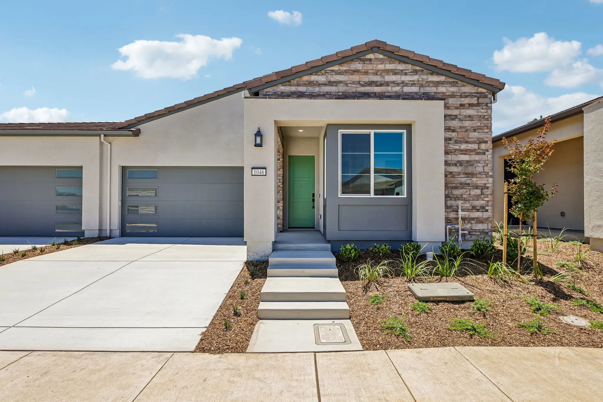 1046 Riverbend Drive (Plan 3)