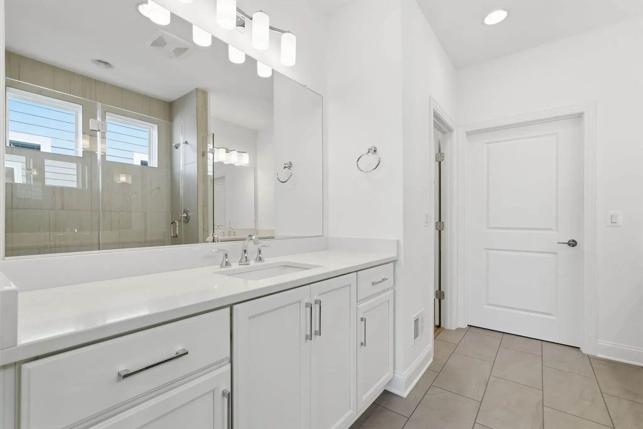 Aspen II  Primary Bath