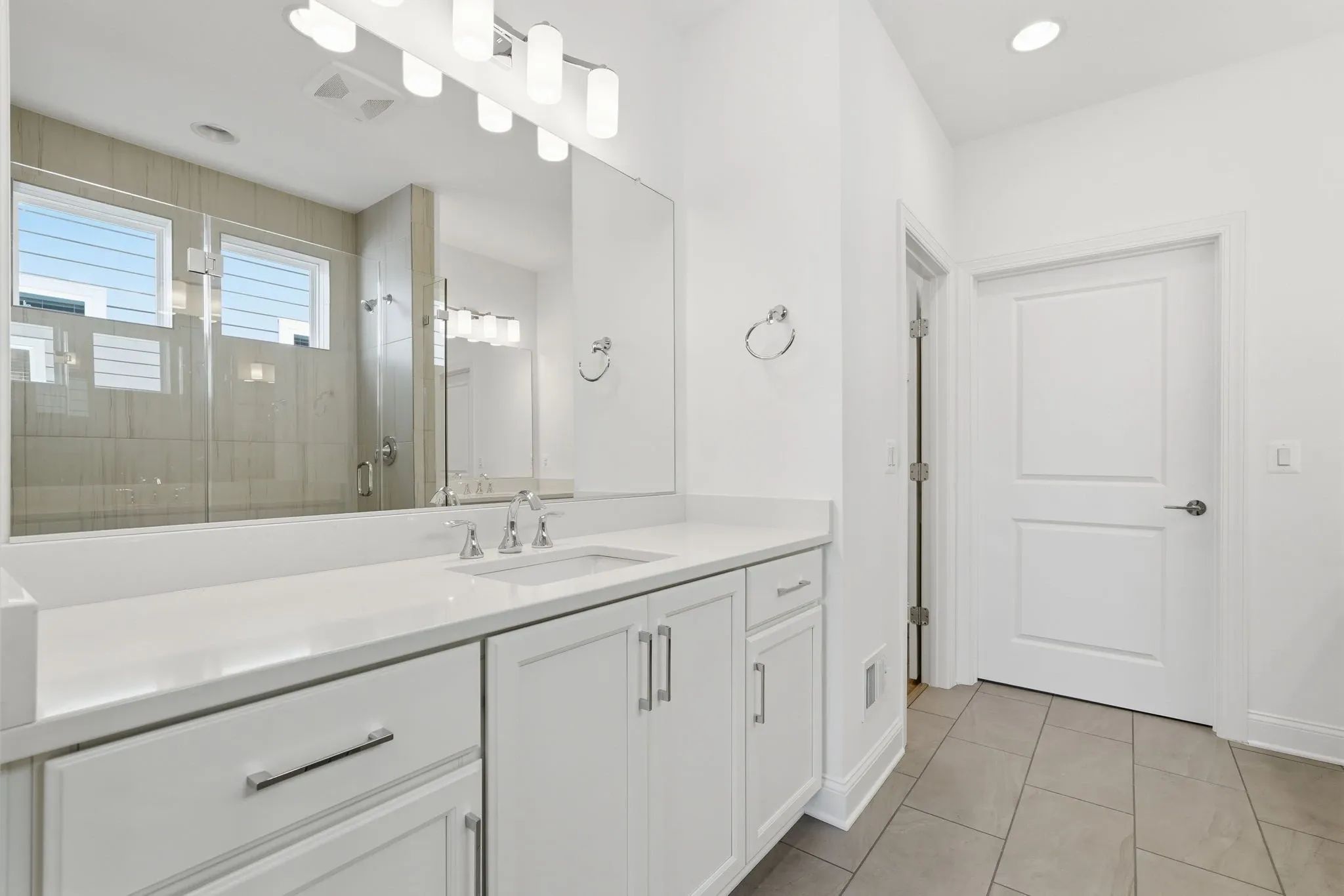Aspen II  Primary Bath