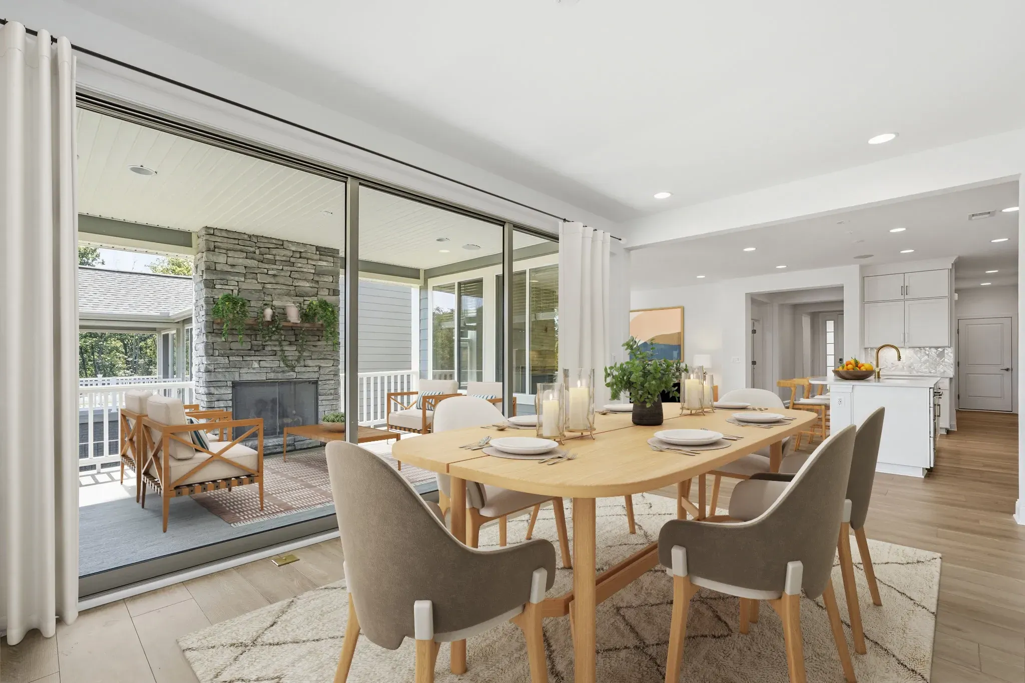 Nice II Virtually Staged Dining