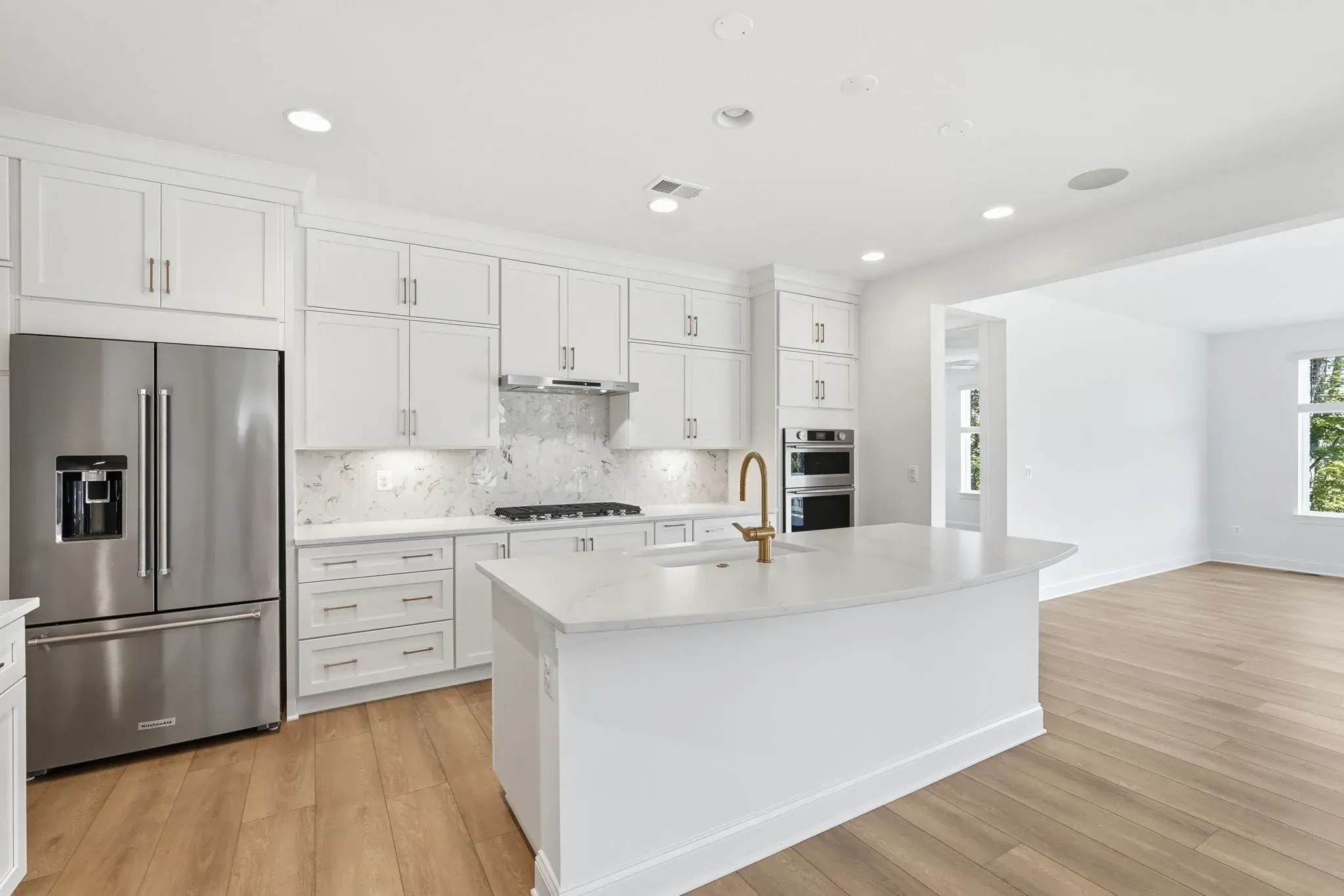 Nice II Kitchen