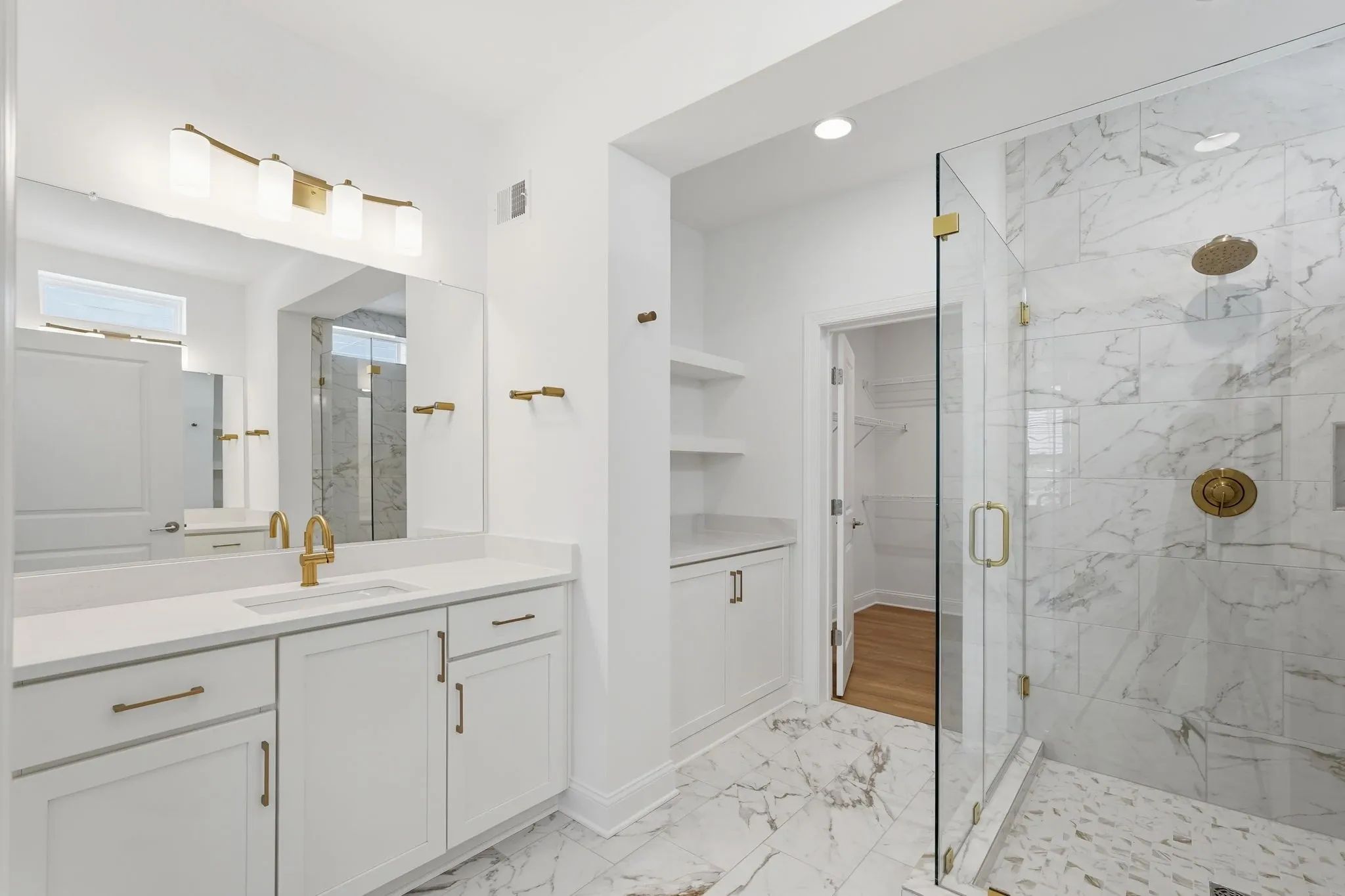 Nice II Primary Bath