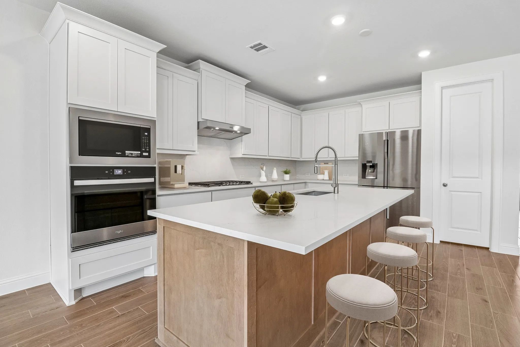 Homesite 1604 Kitchen - Staged