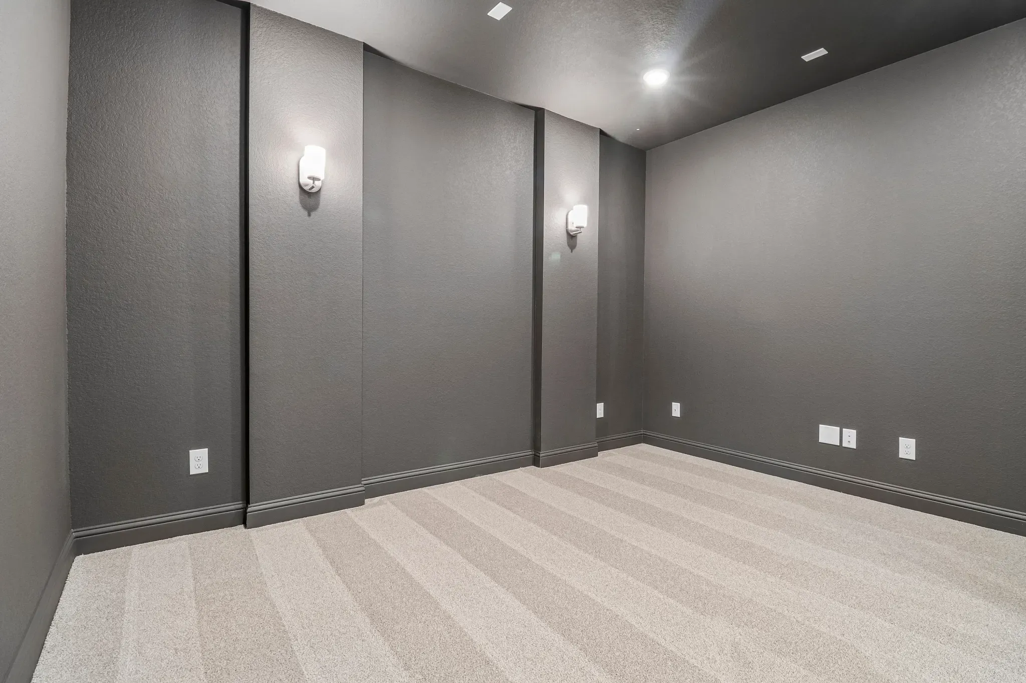 Homesite 1604 Media Room - Staged