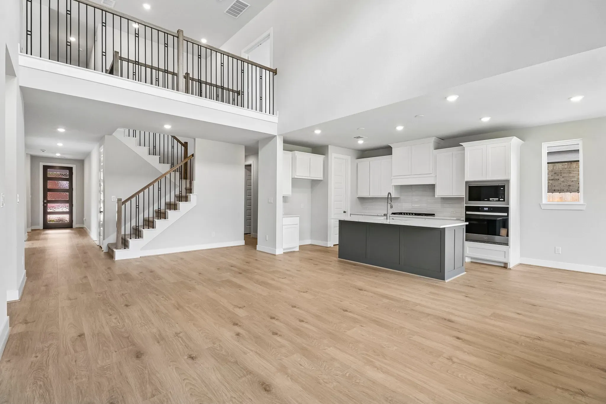 Homesite 1504 Great Room - Staged