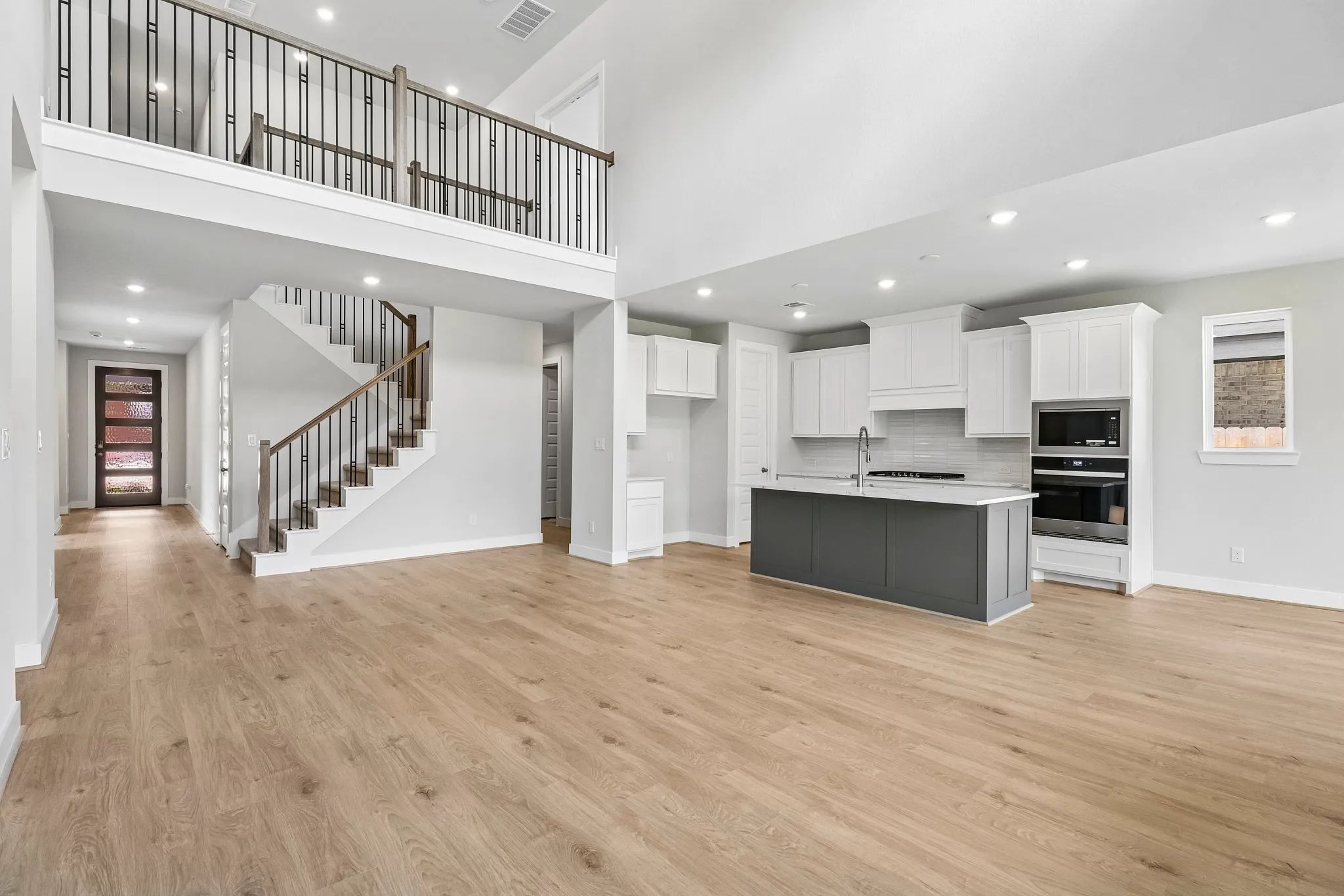 Homesite 1504 Great Room - Staged