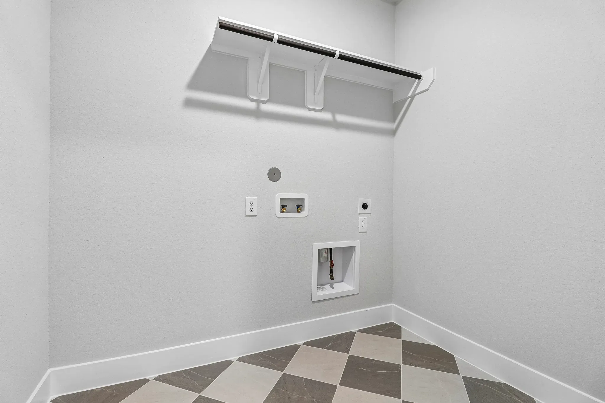 Homesite 1504 Laundry Room