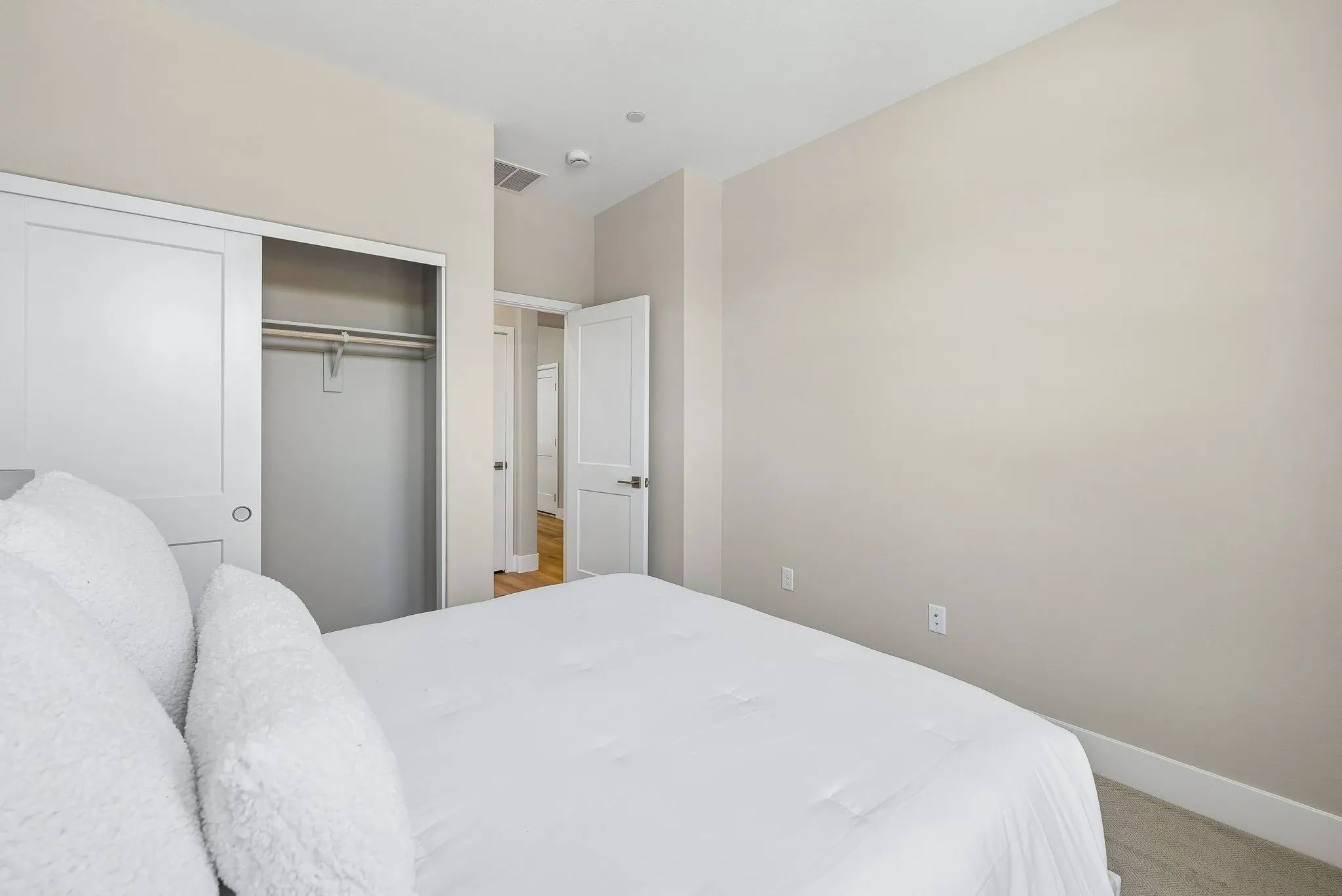 Muros Virtually Staged Guest Bed