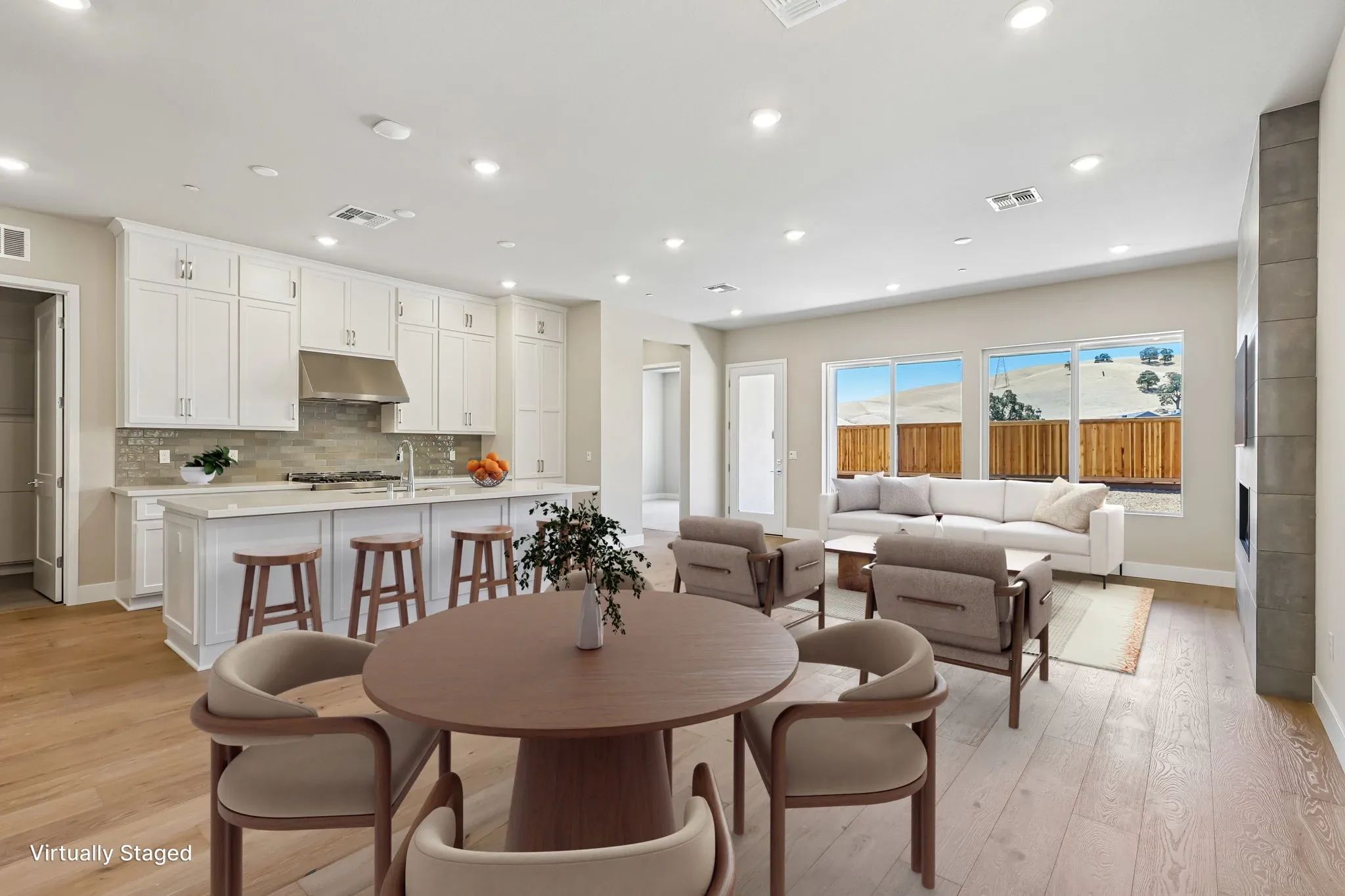 The Meadows Homesite 30 Great Room Virtually Stage