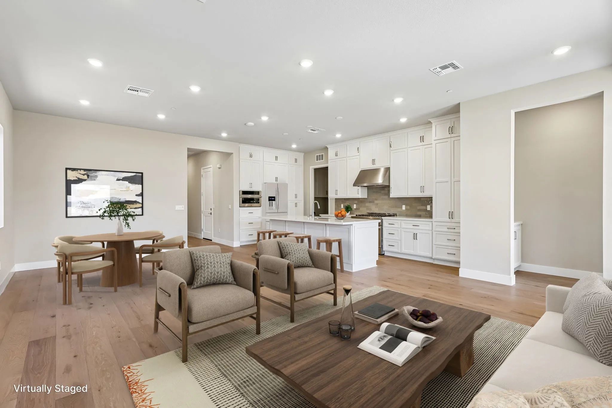 The Meadows Homesite 30 Great Room Virtually Stage