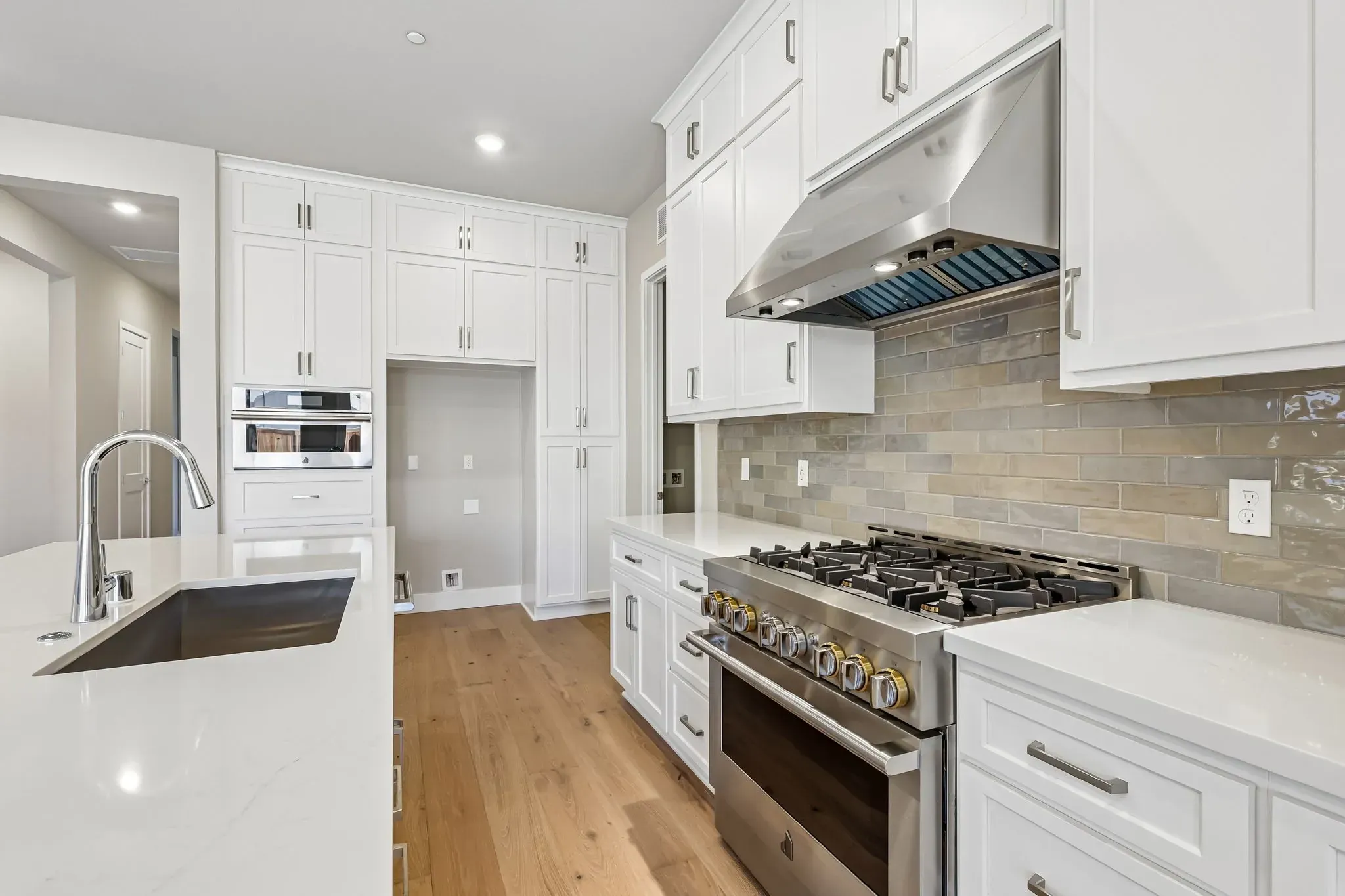 The Meadows Homesite 30 Kitchen
