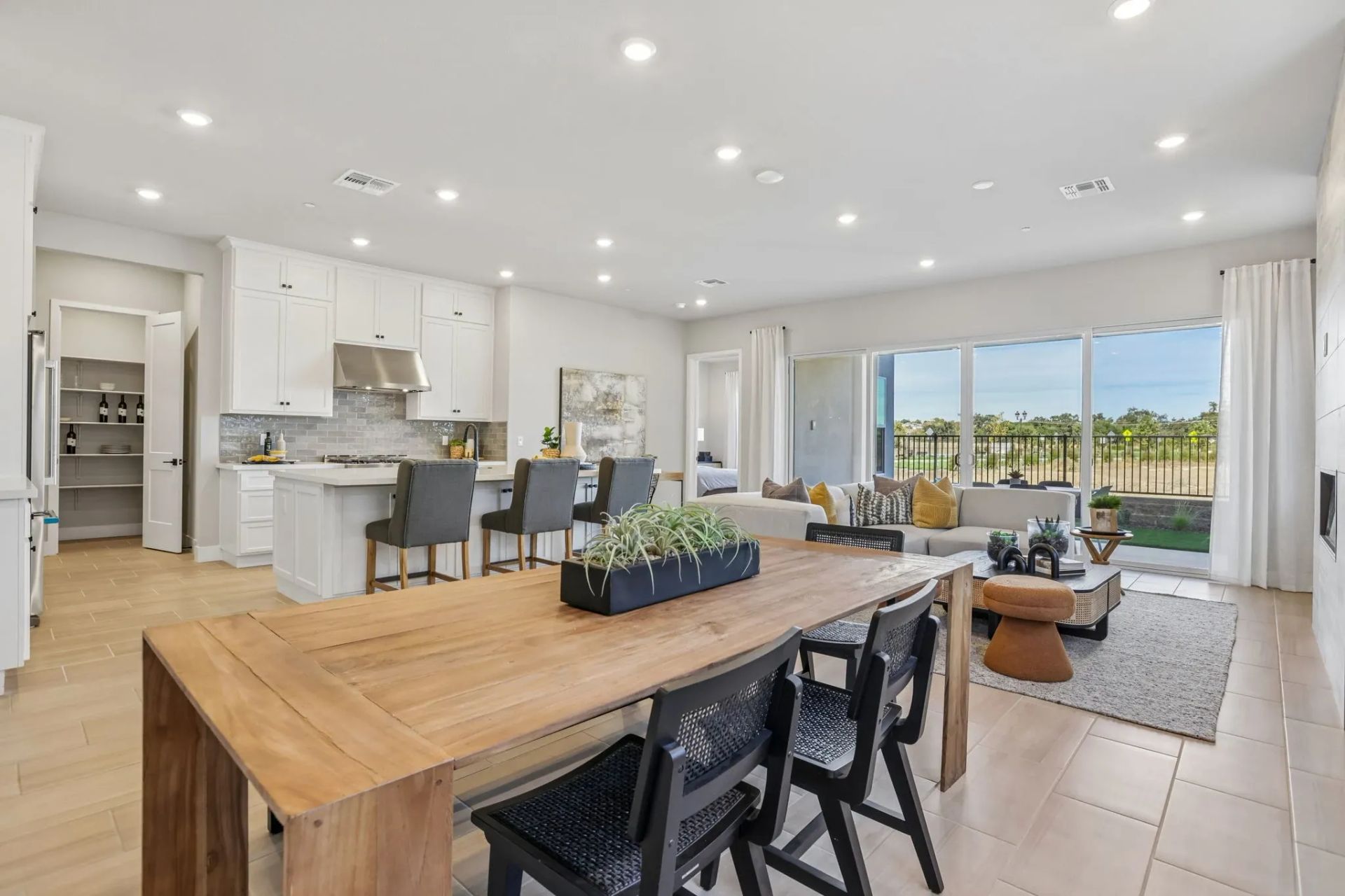 The Meadows Homesite 2 Great Room Virtually Staged