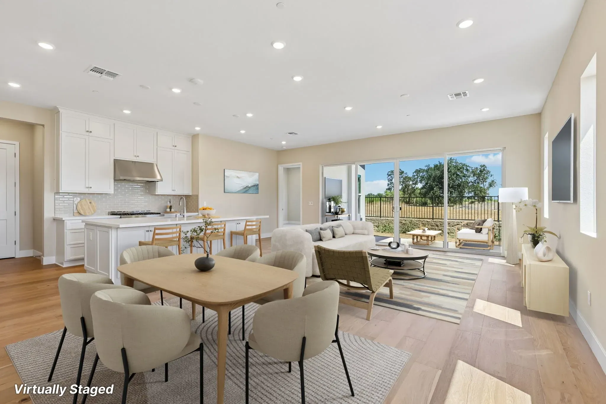 The Meadows Homesite 14 Great Room Virtually Stage