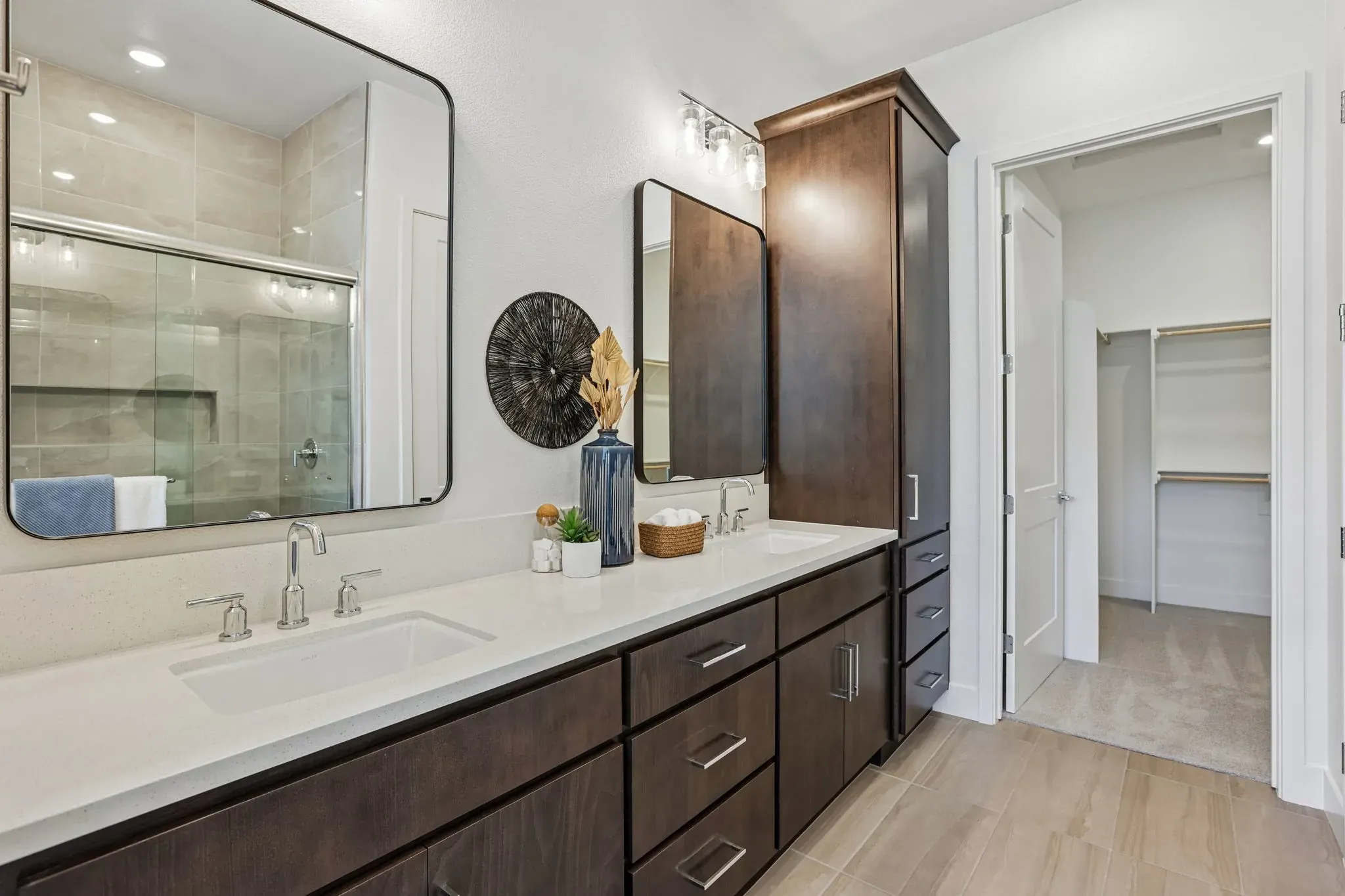 The Meadows Homesite 32 Primary Bathroom Virtually