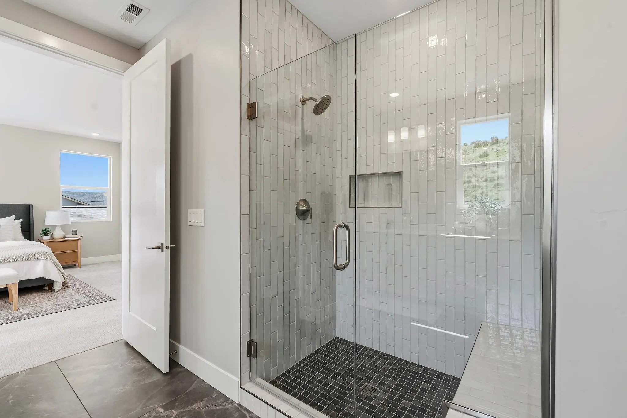 Valnova Symphony HS 1127 Primary Bath