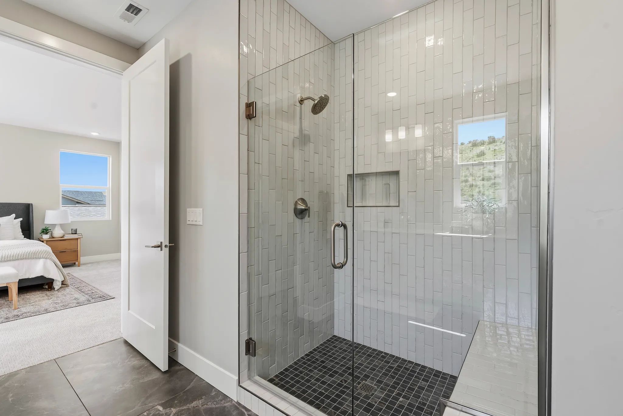 Valnova Symphony HS 1127 Primary Bath
