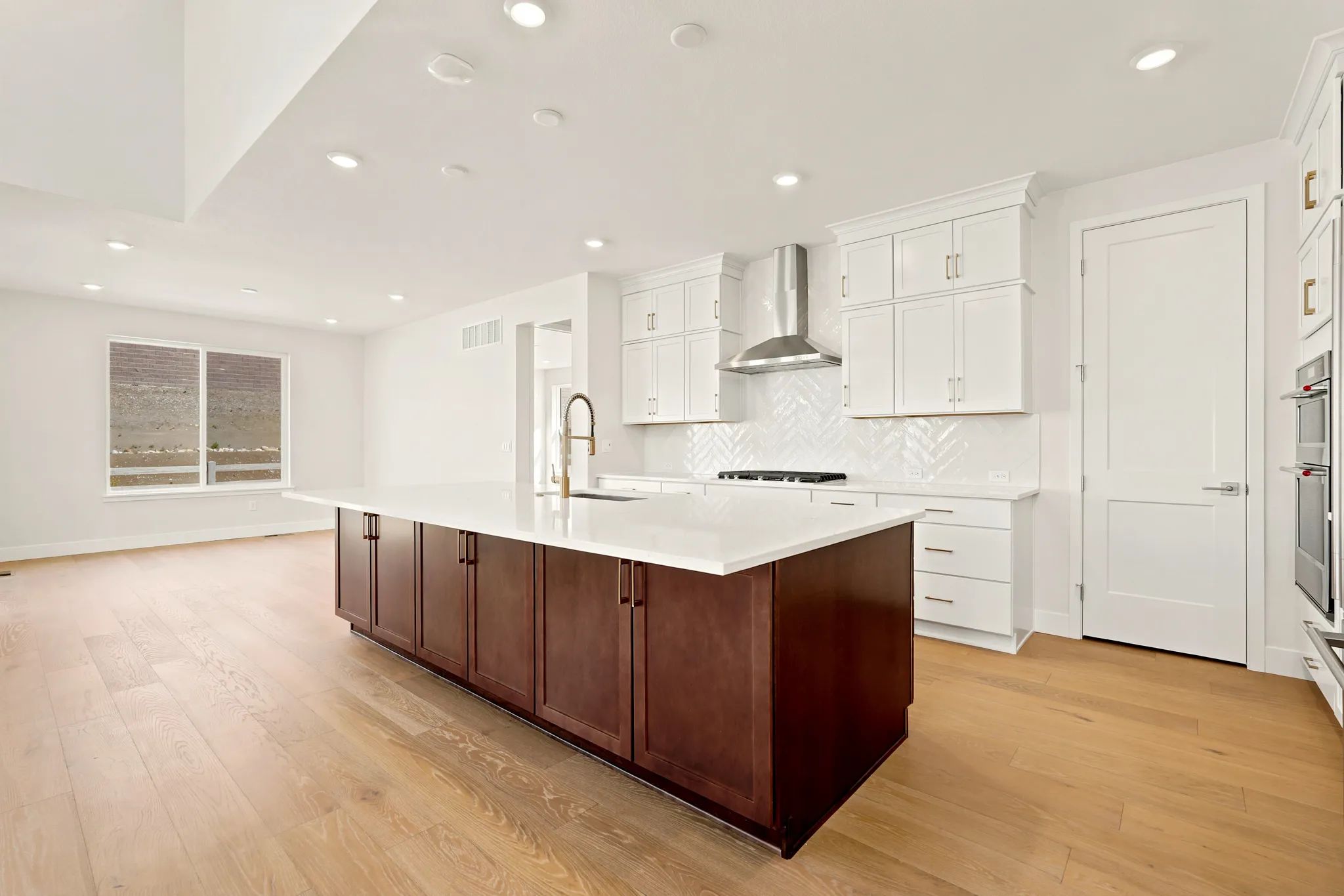Homesite 267 Kitchen + Dining