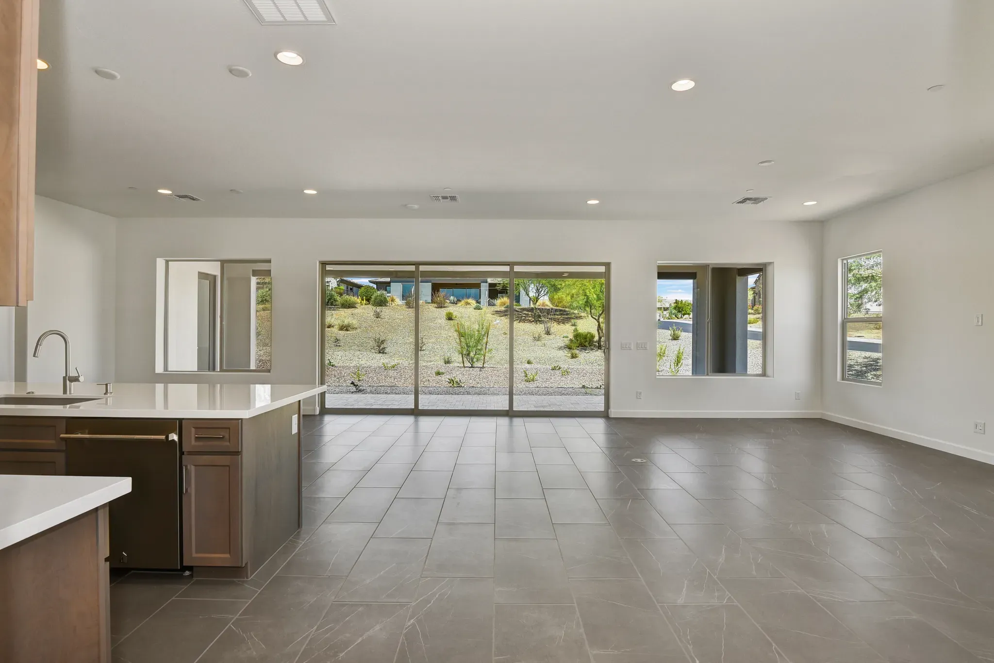 Verde River Cordoba HS 1354 Kitchen Great Room