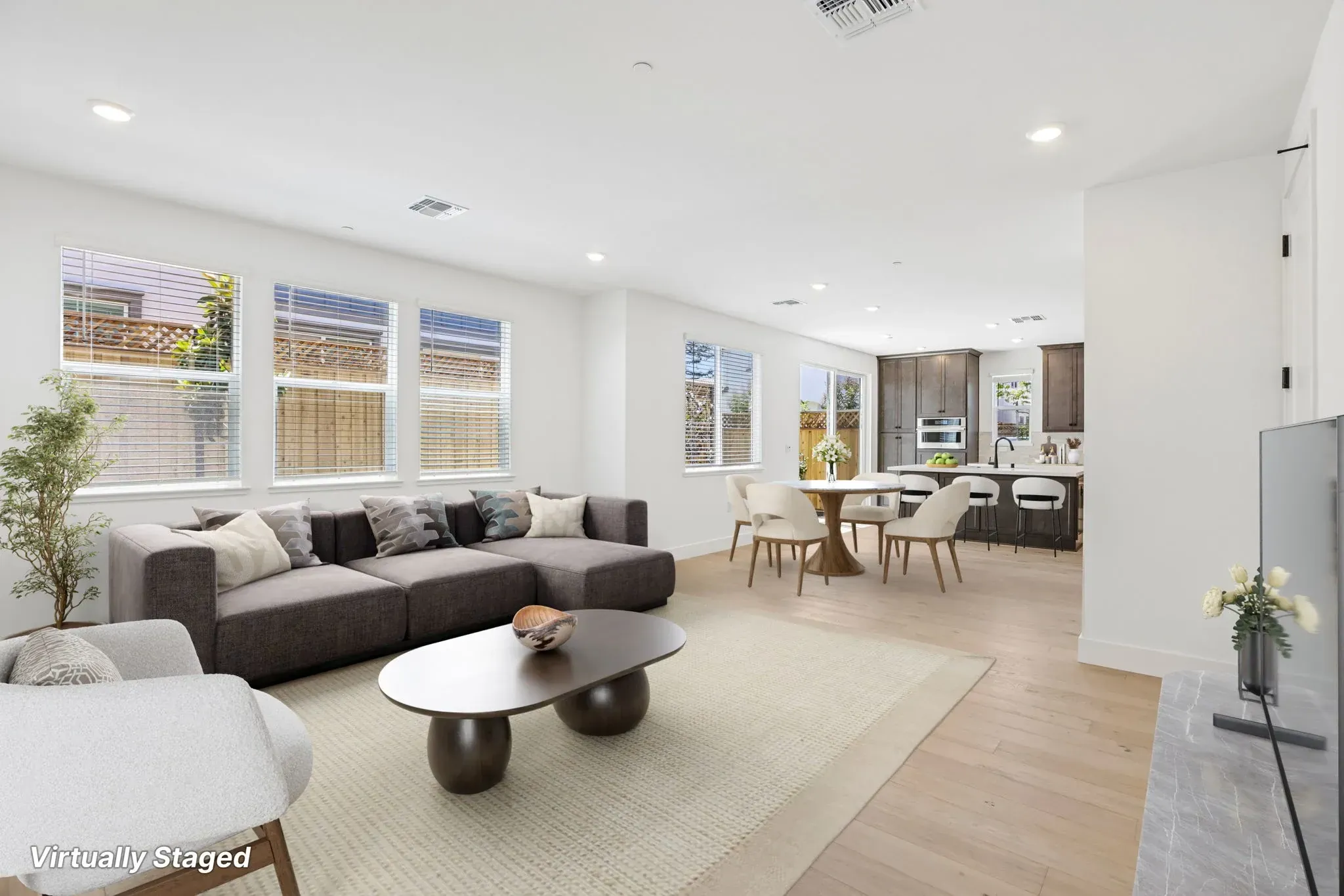 Abigail Place Homesite 3 Great Room Virtually Stag