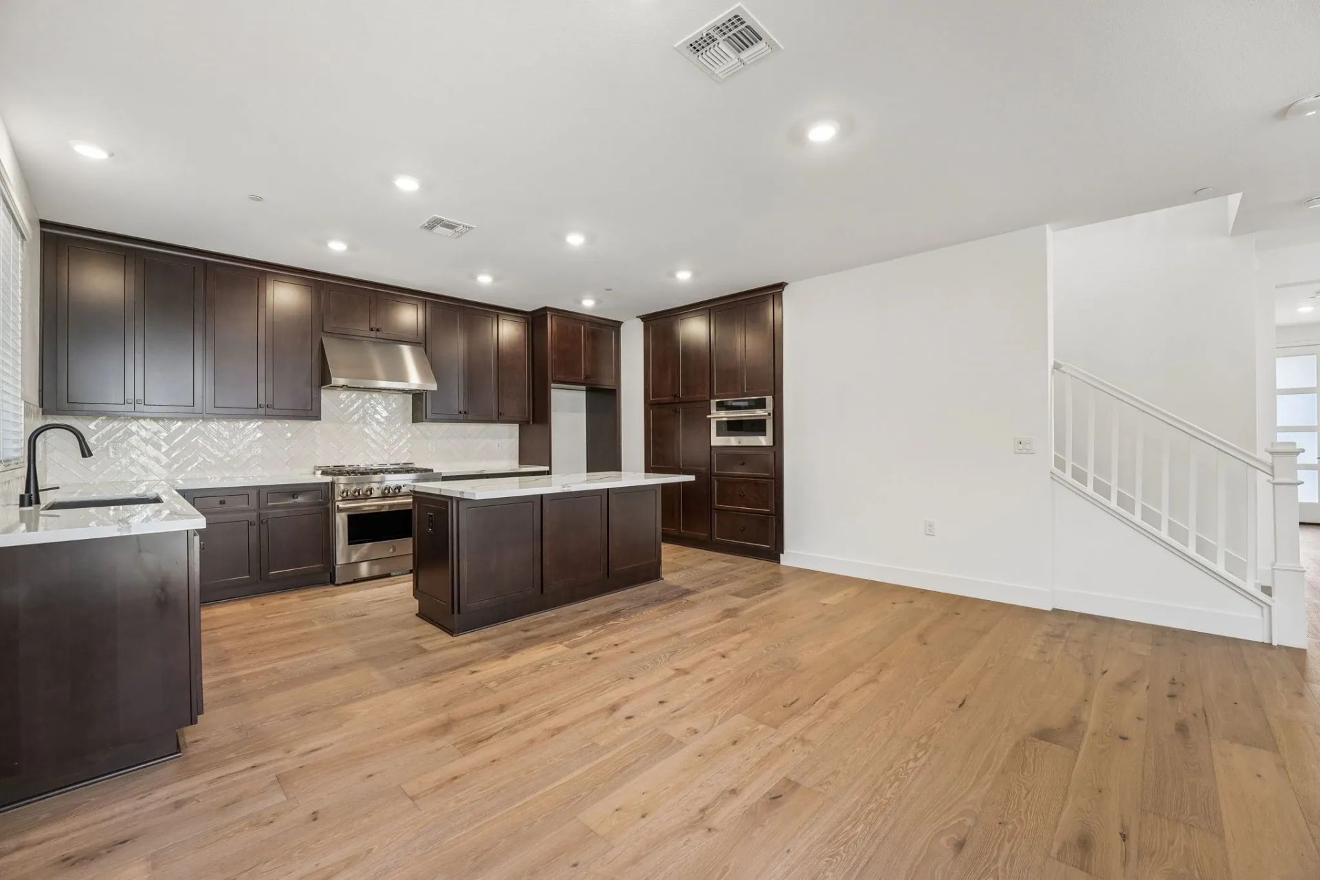 Abigail Place Homesite 10 Kitchen