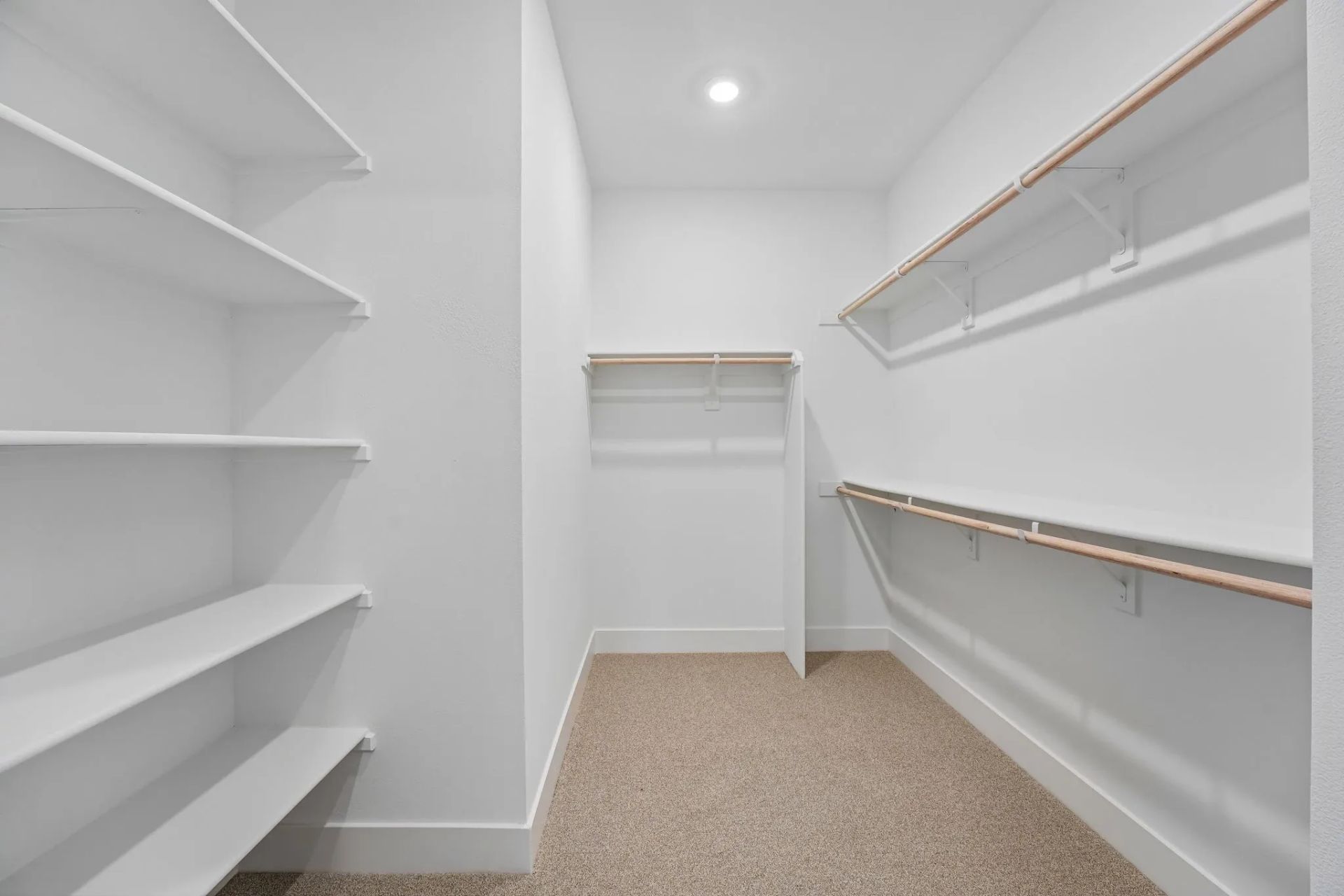 Abigail Place Homesite 10 Primary Closet