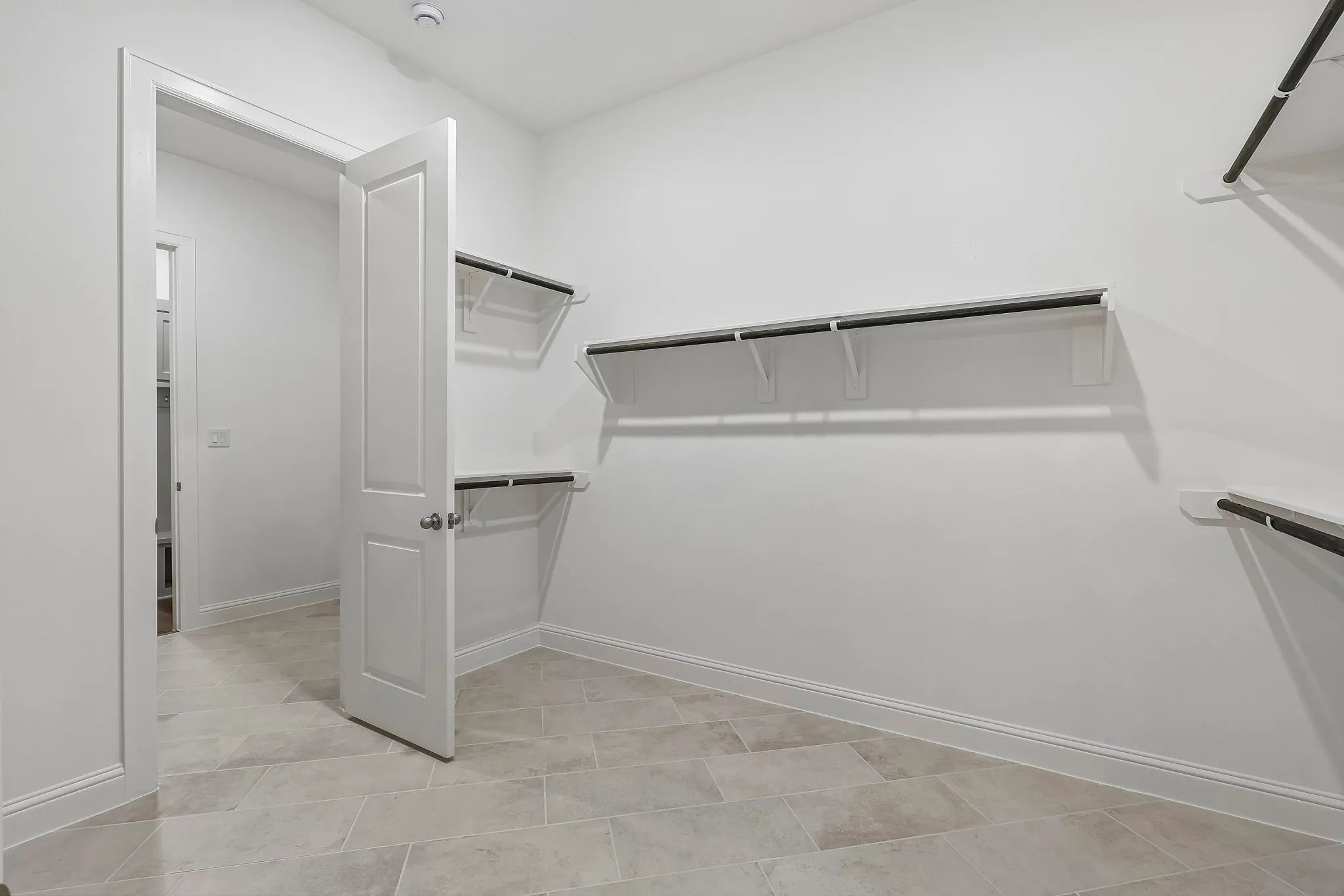Homesite 6001 Closet