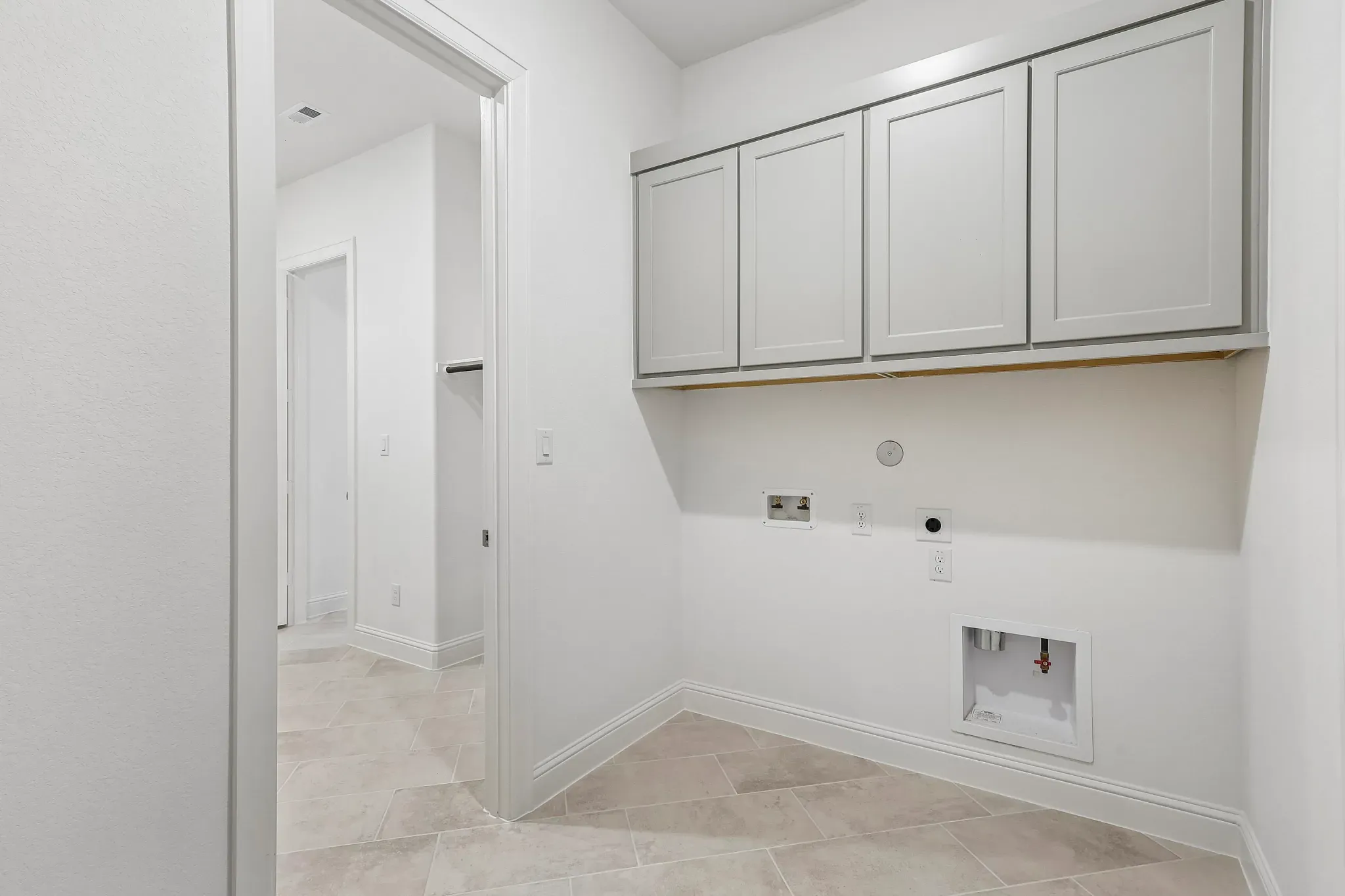 Homesite 6001 Laundry Room