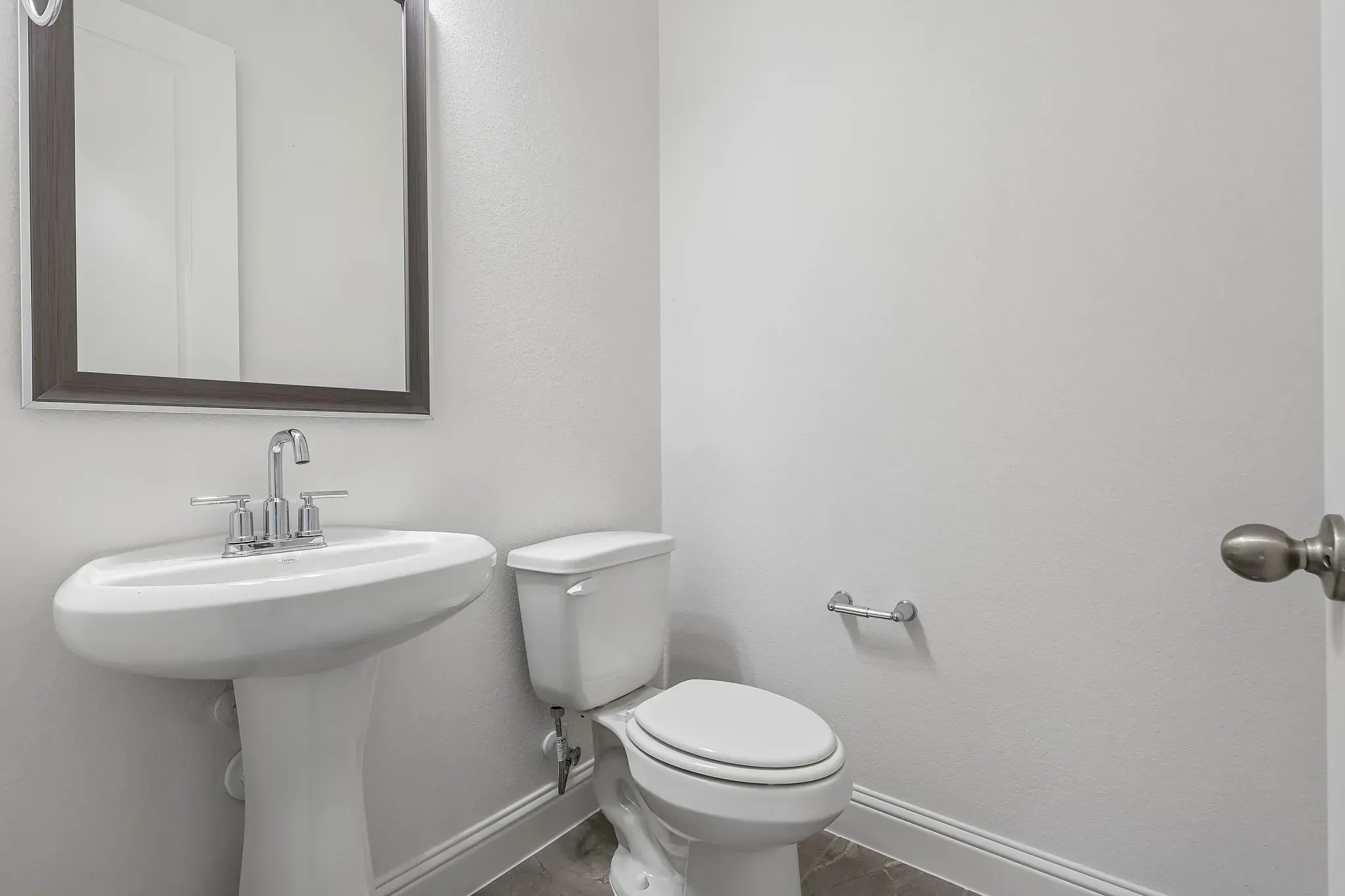 Homesite 6001 Powder Room