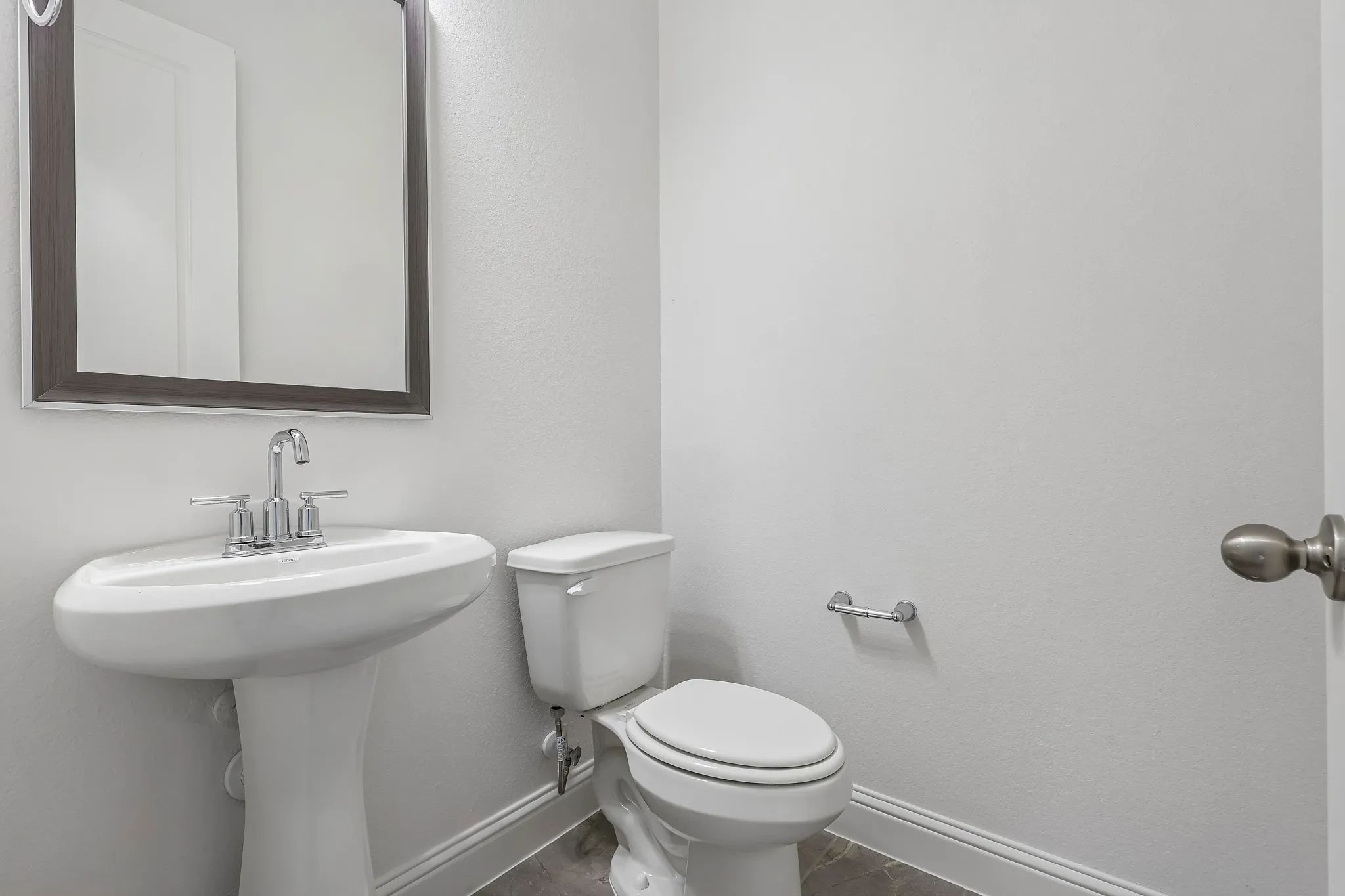Homesite 6001 Powder Room