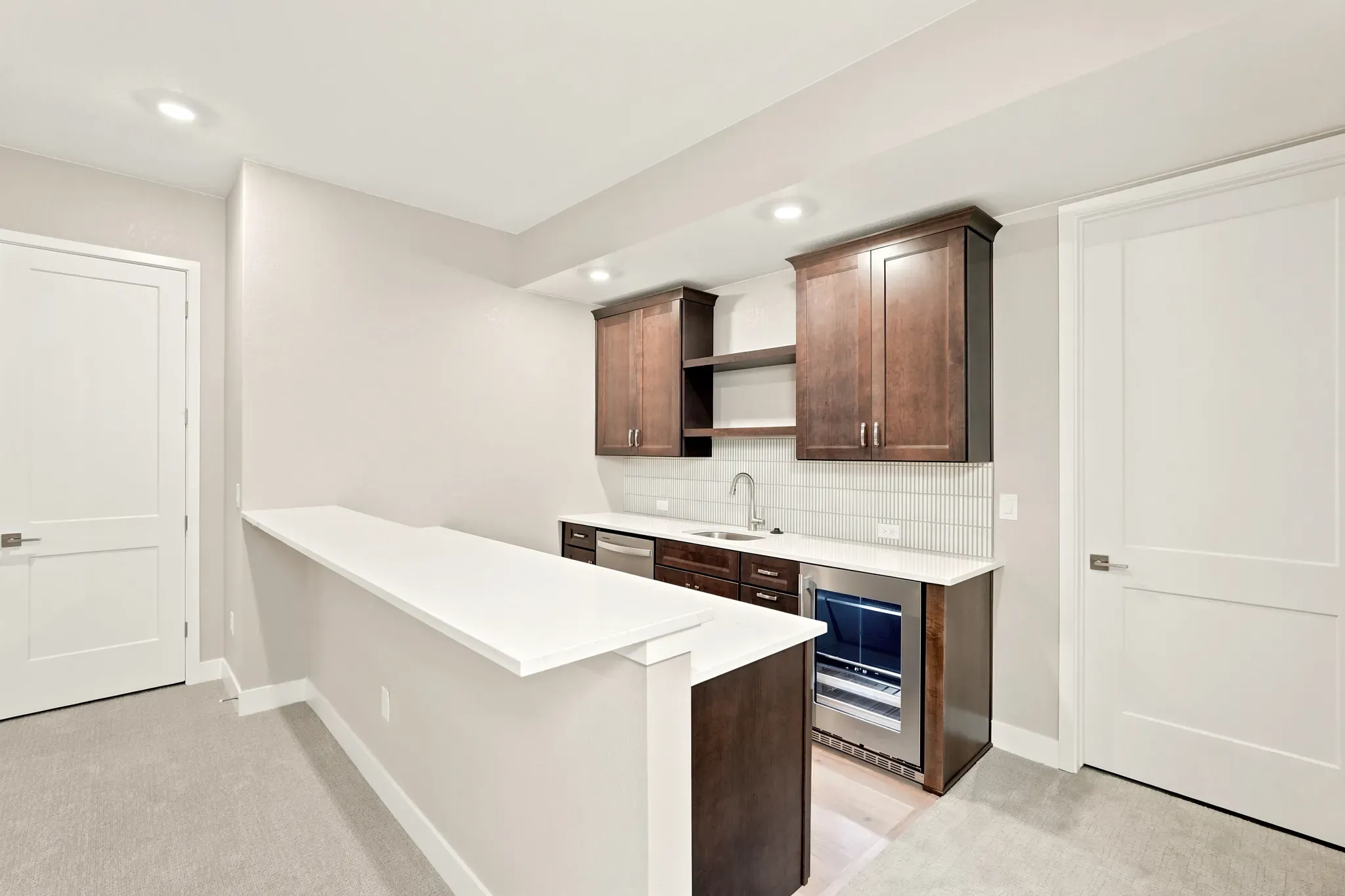 Homesite 68 - Finished Basement Wet Bar