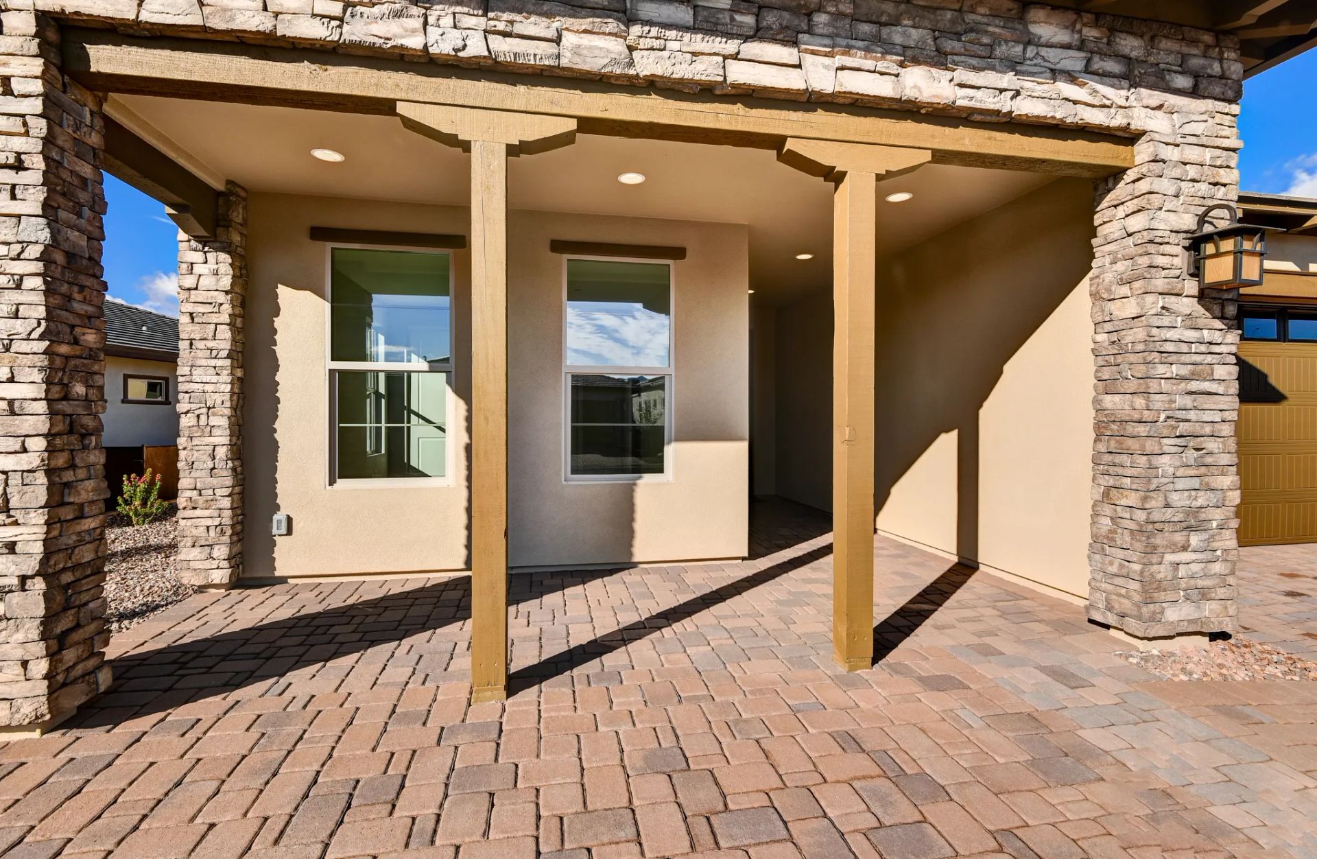 Verde River Nice HS 896 Patio