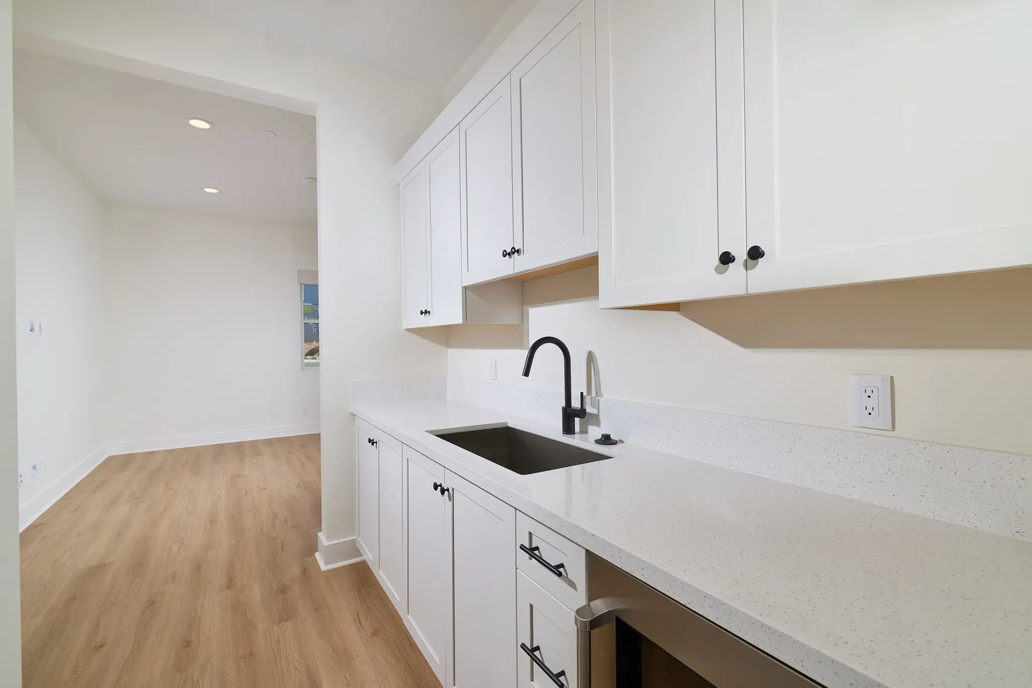 Downstairs Kitchenette