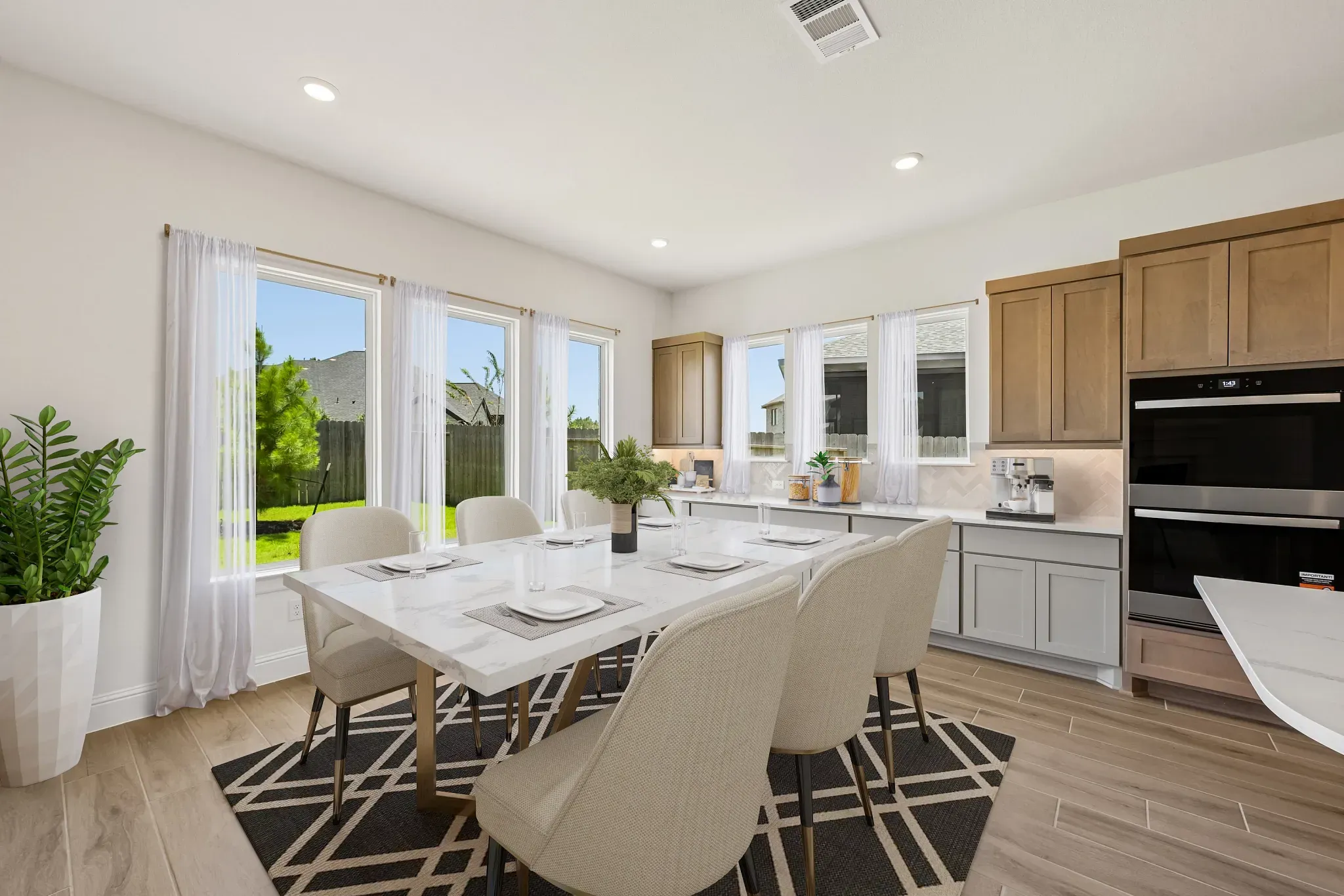 Homesite 7710 Casual Dining - Staged