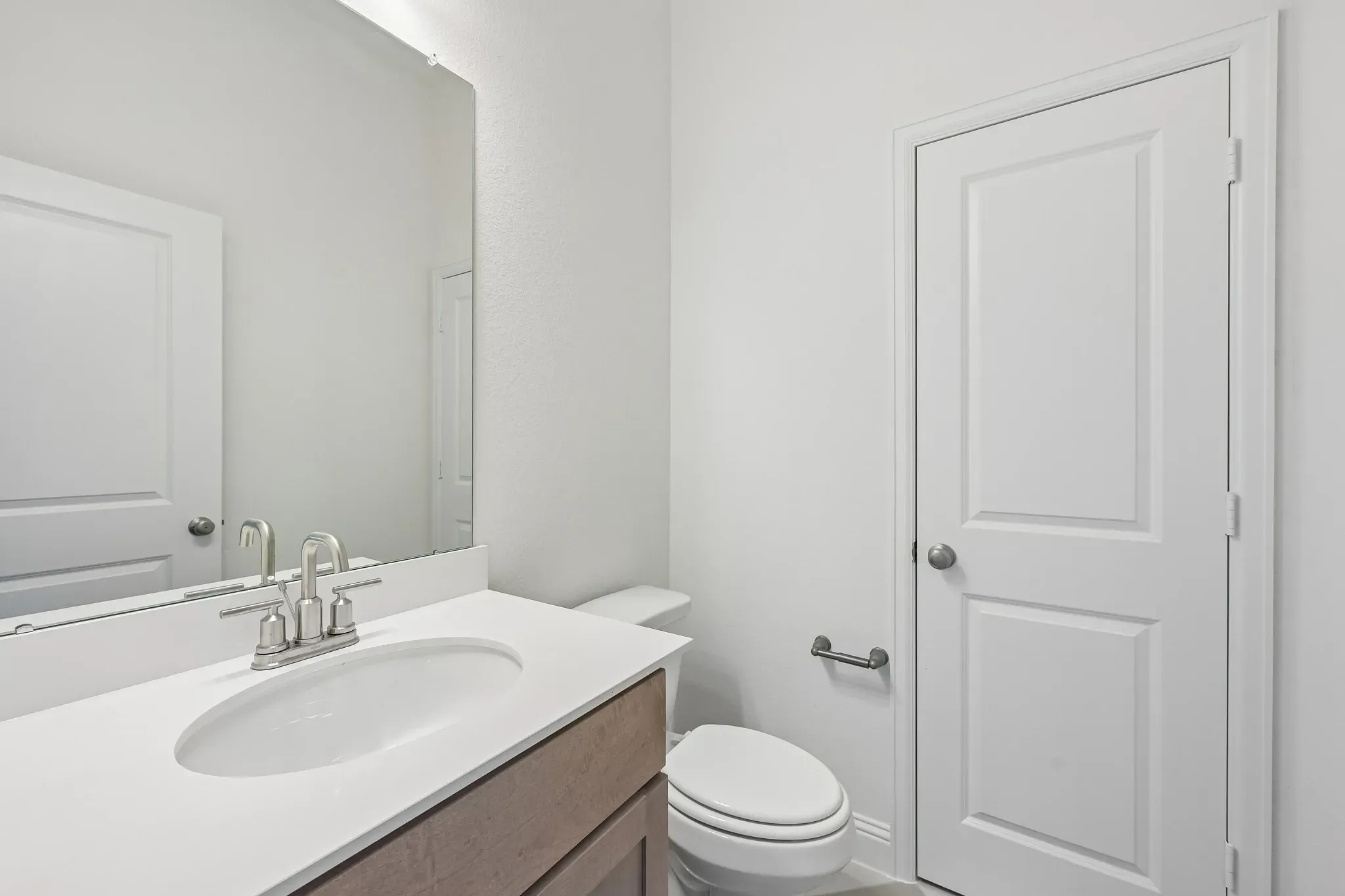 Homesite 7710 Upstairs Powder Room