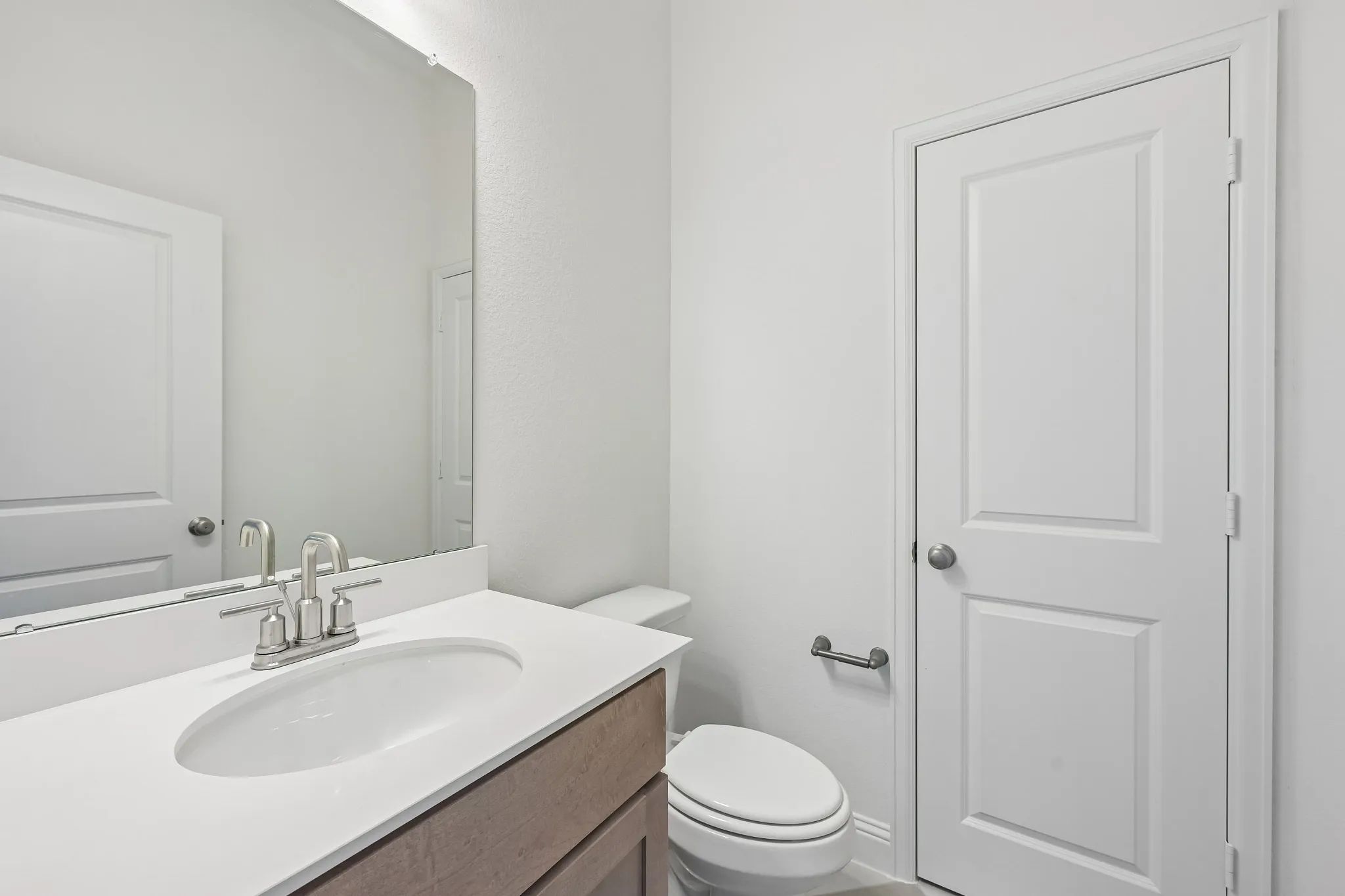 Homesite 7710 Upstairs Powder Room