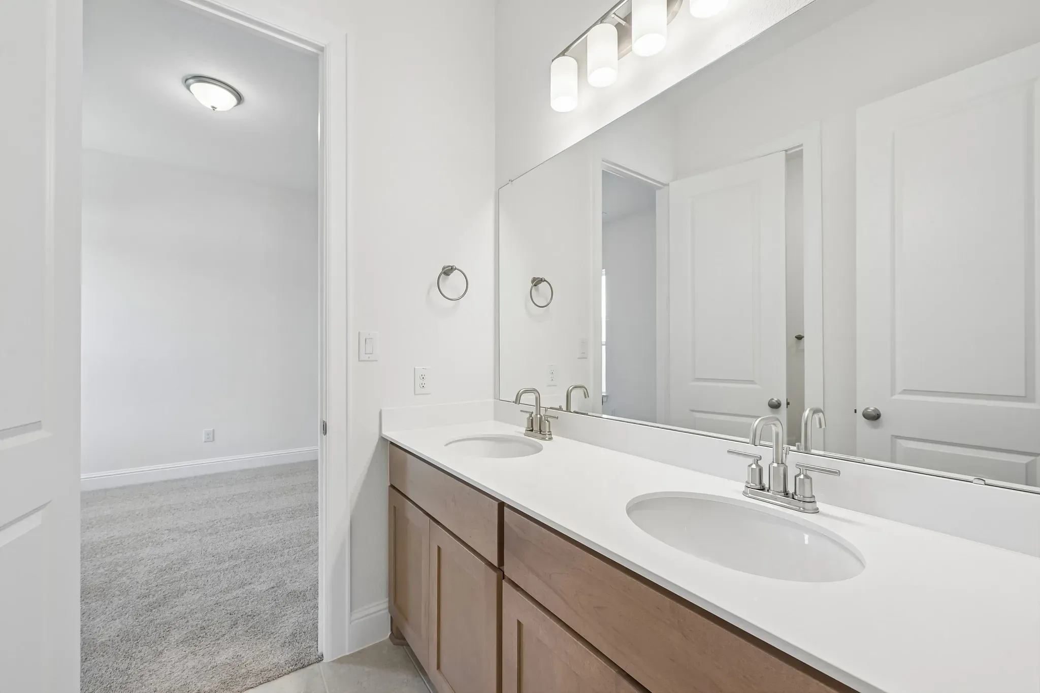 Homesite 7710 Bath 2