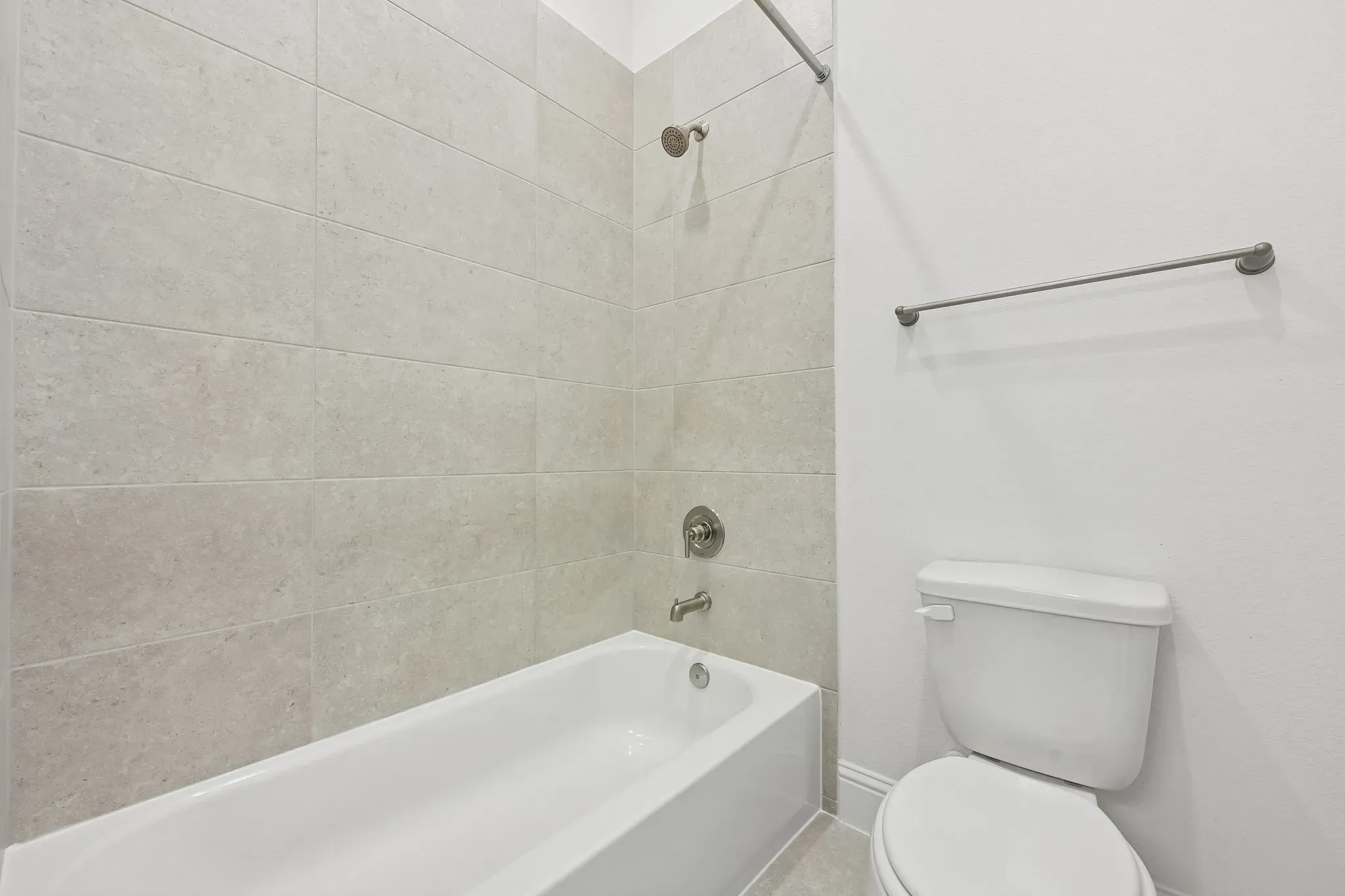 Homesite 7710 Bath 2