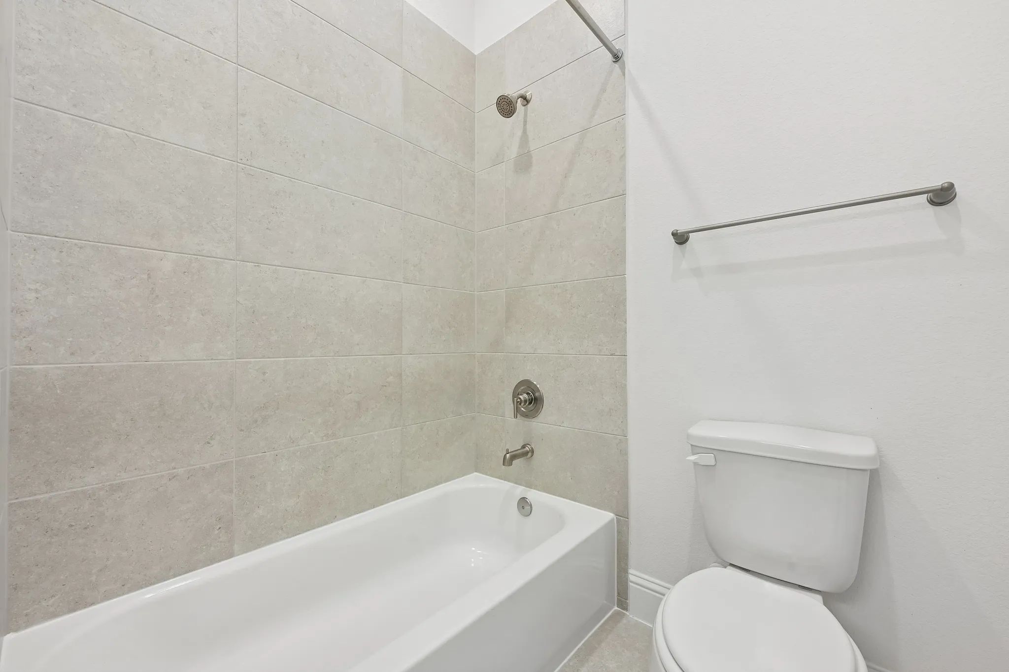 Homesite 7710 Bath 2
