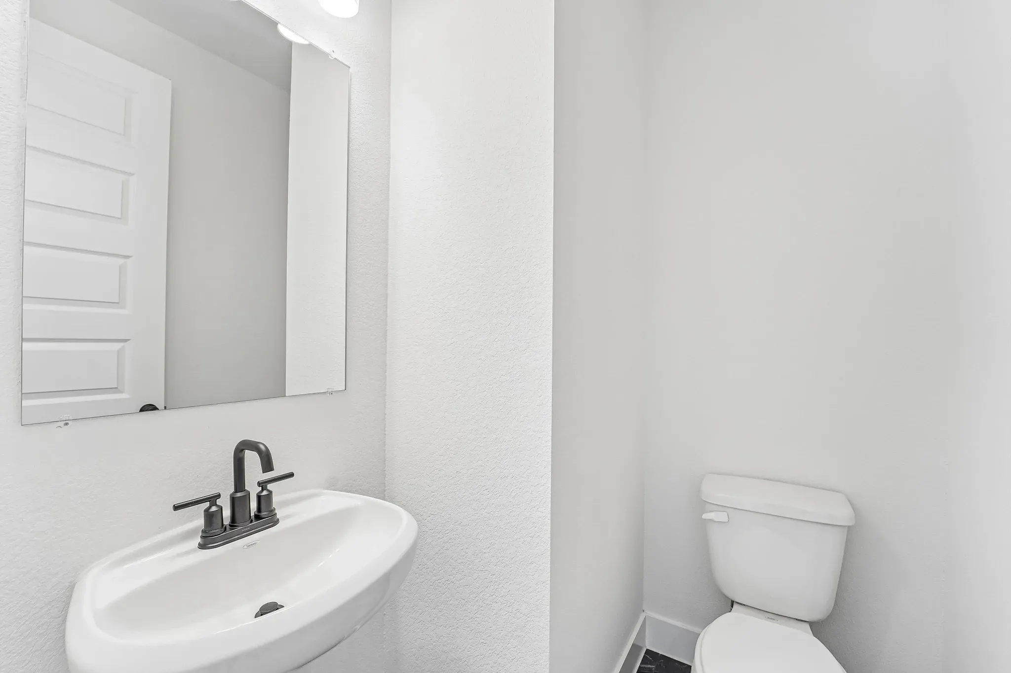 Homesite 2304 Powder Room