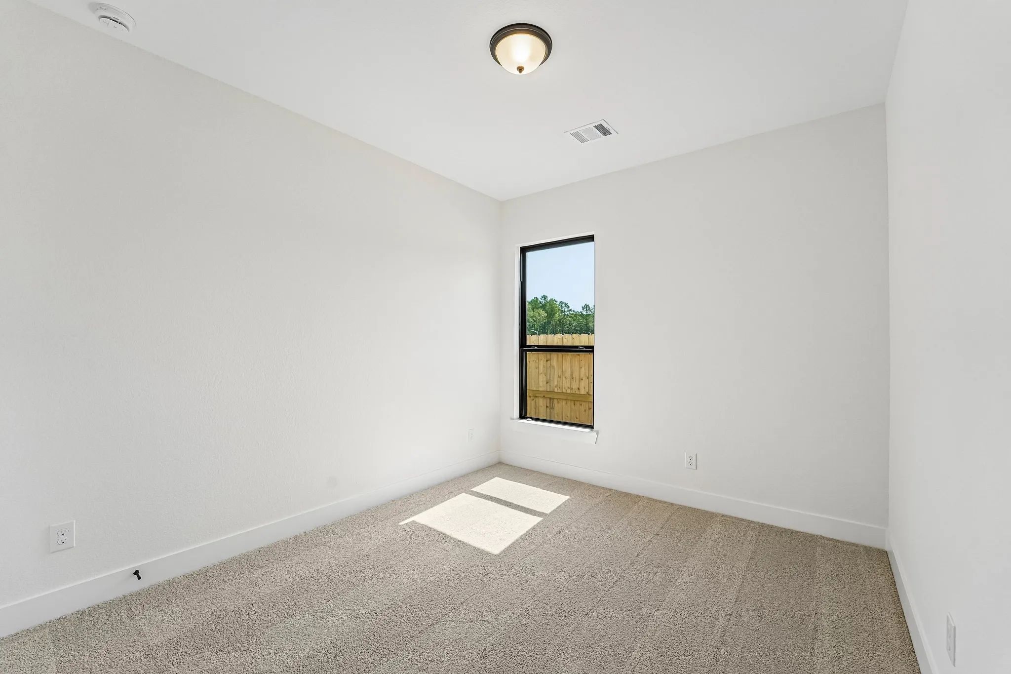Homesite 2304 Bed 2