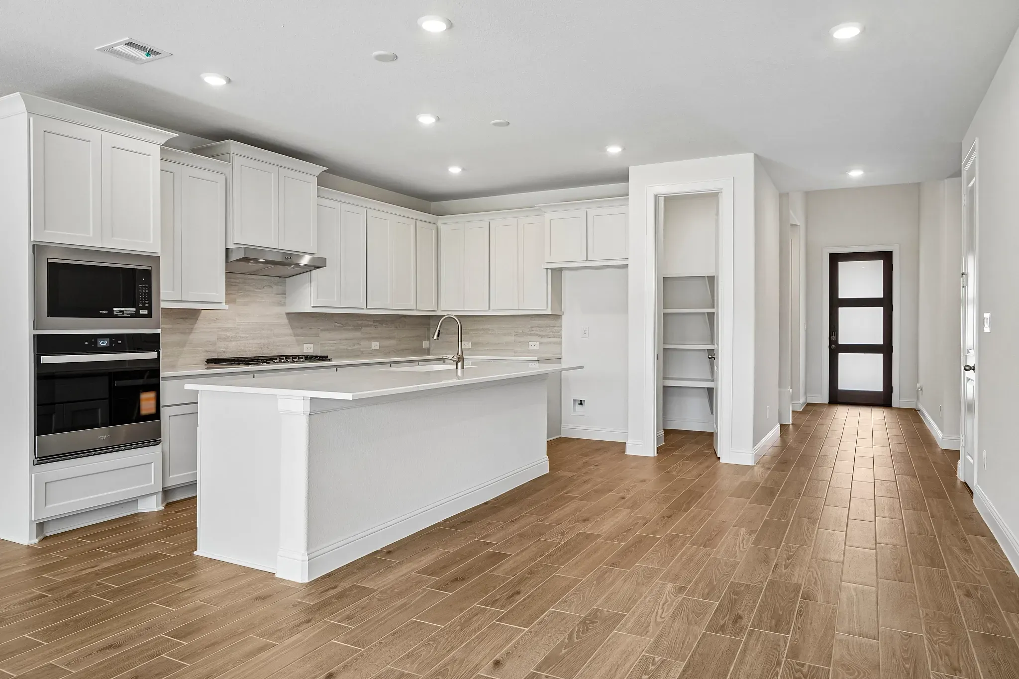 Homesite 2404 Kitchen