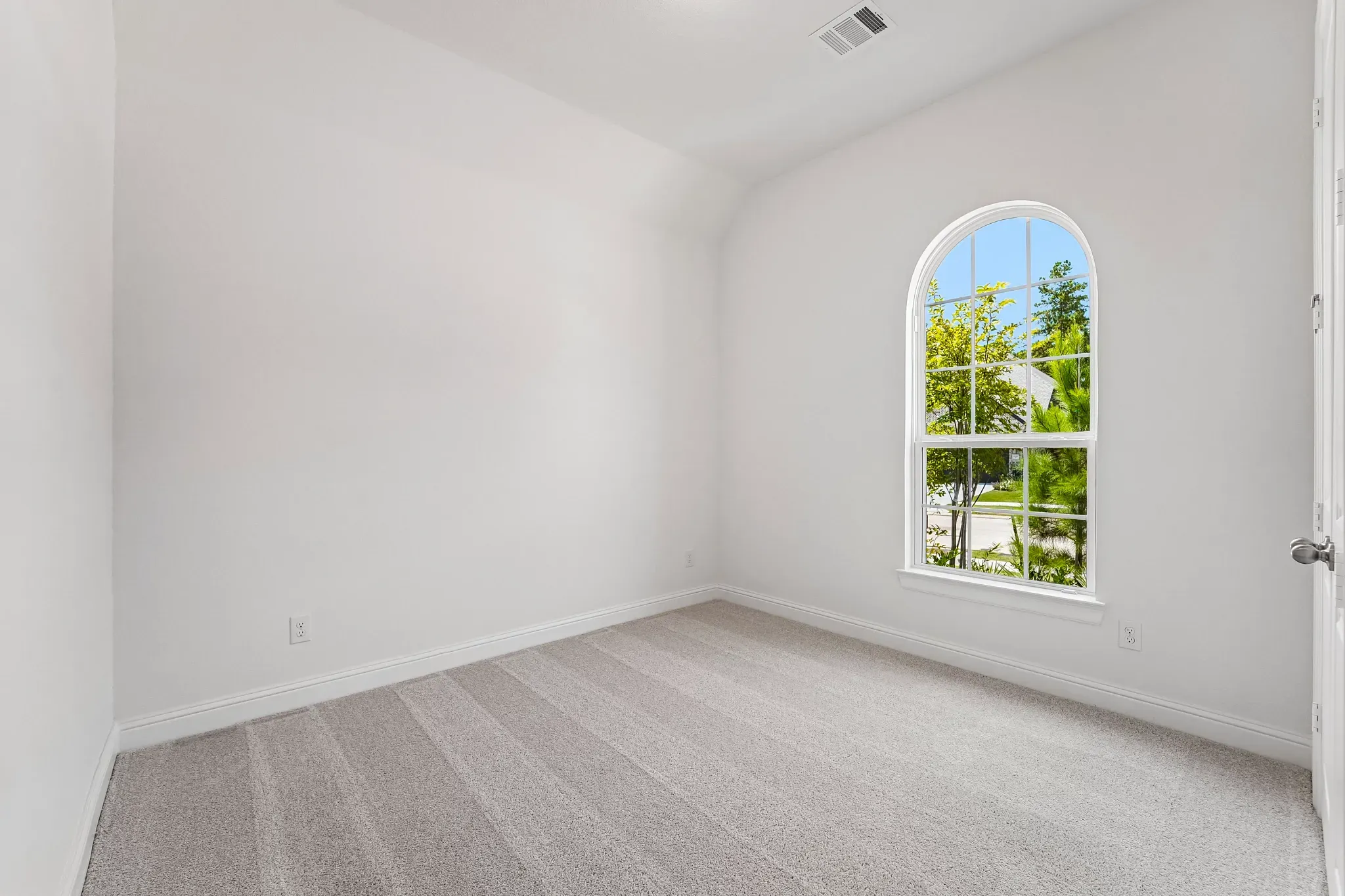 Homesite 2404 Bed 2