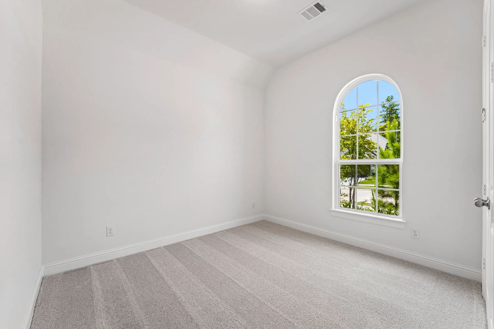 Homesite 2404 Bed 2