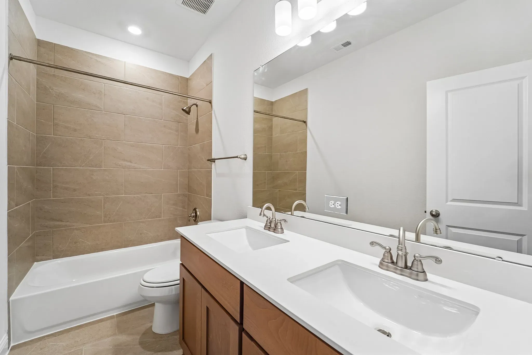 Homesite 2404 Bath 3