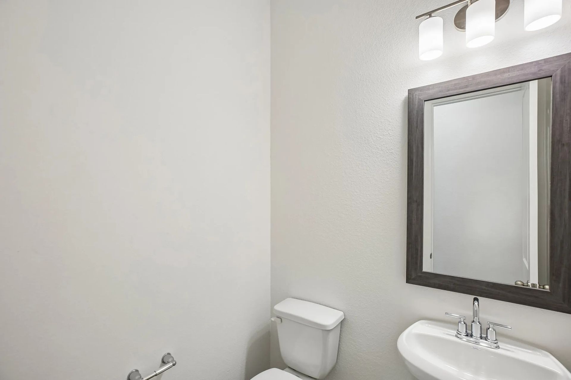 Homesite 1702 Powder Room