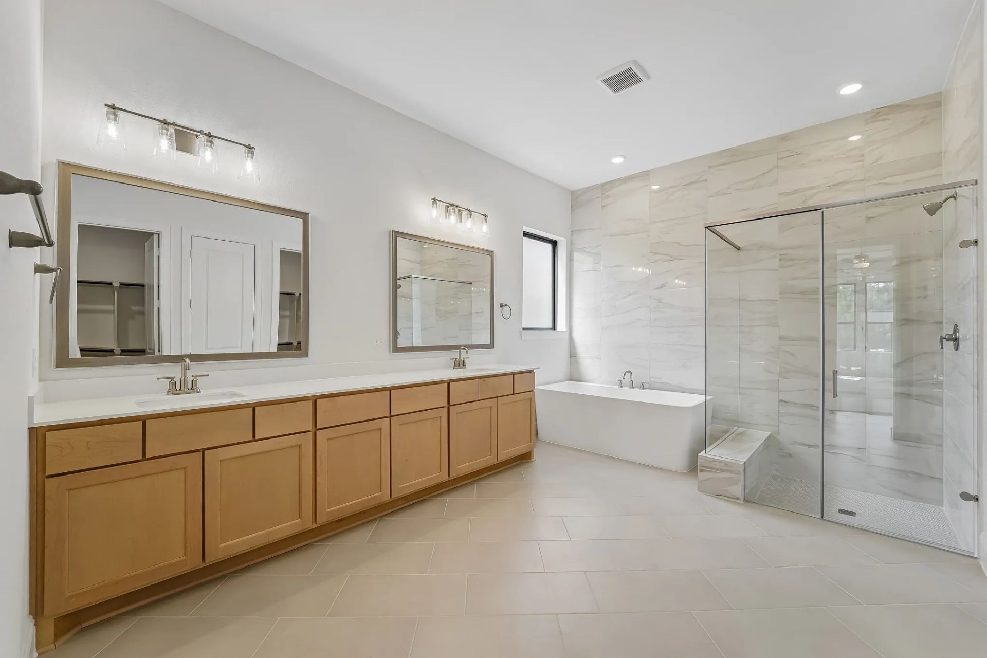 Homesite 7701 Primary Bath
