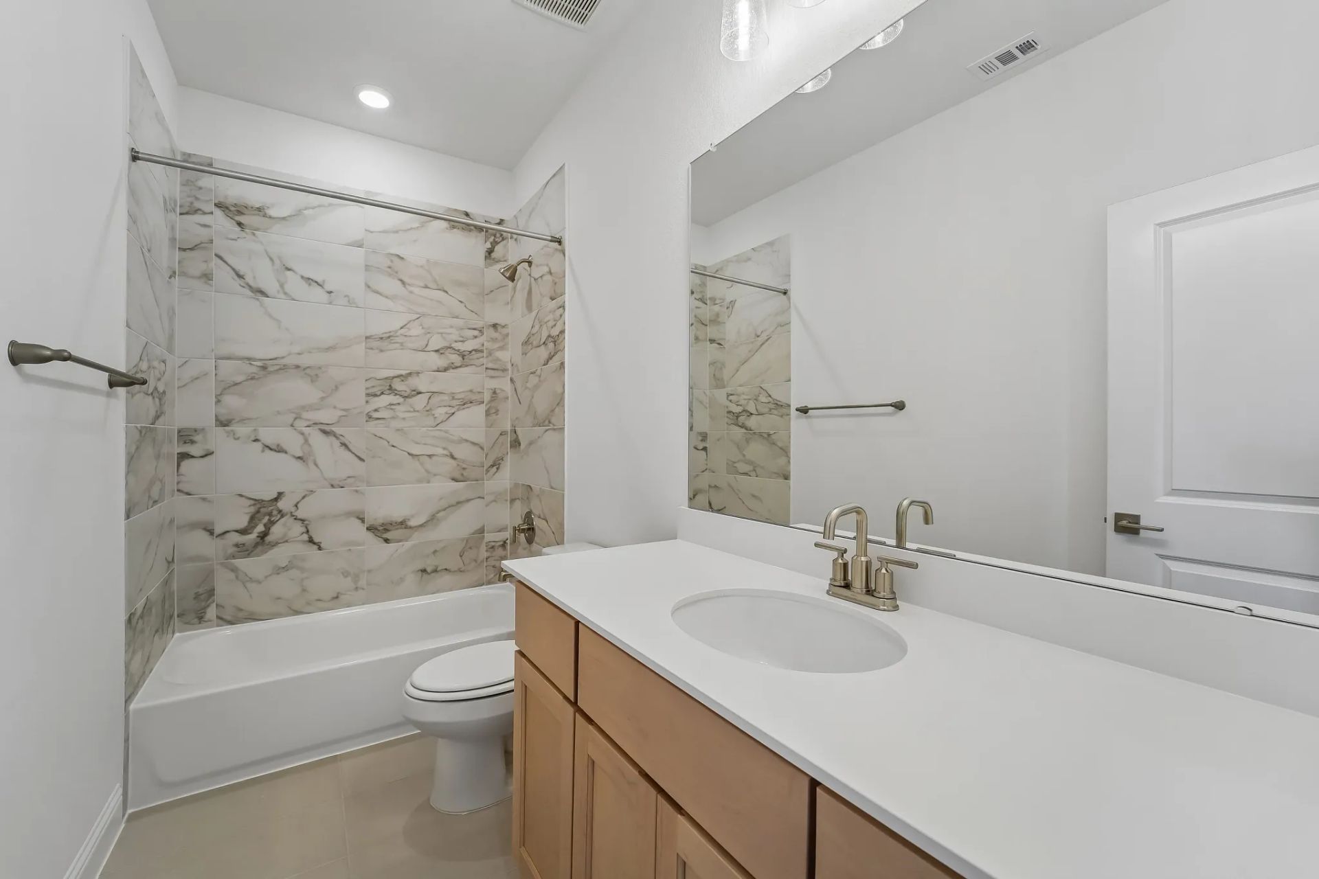 Homesite 7701 Bath 3