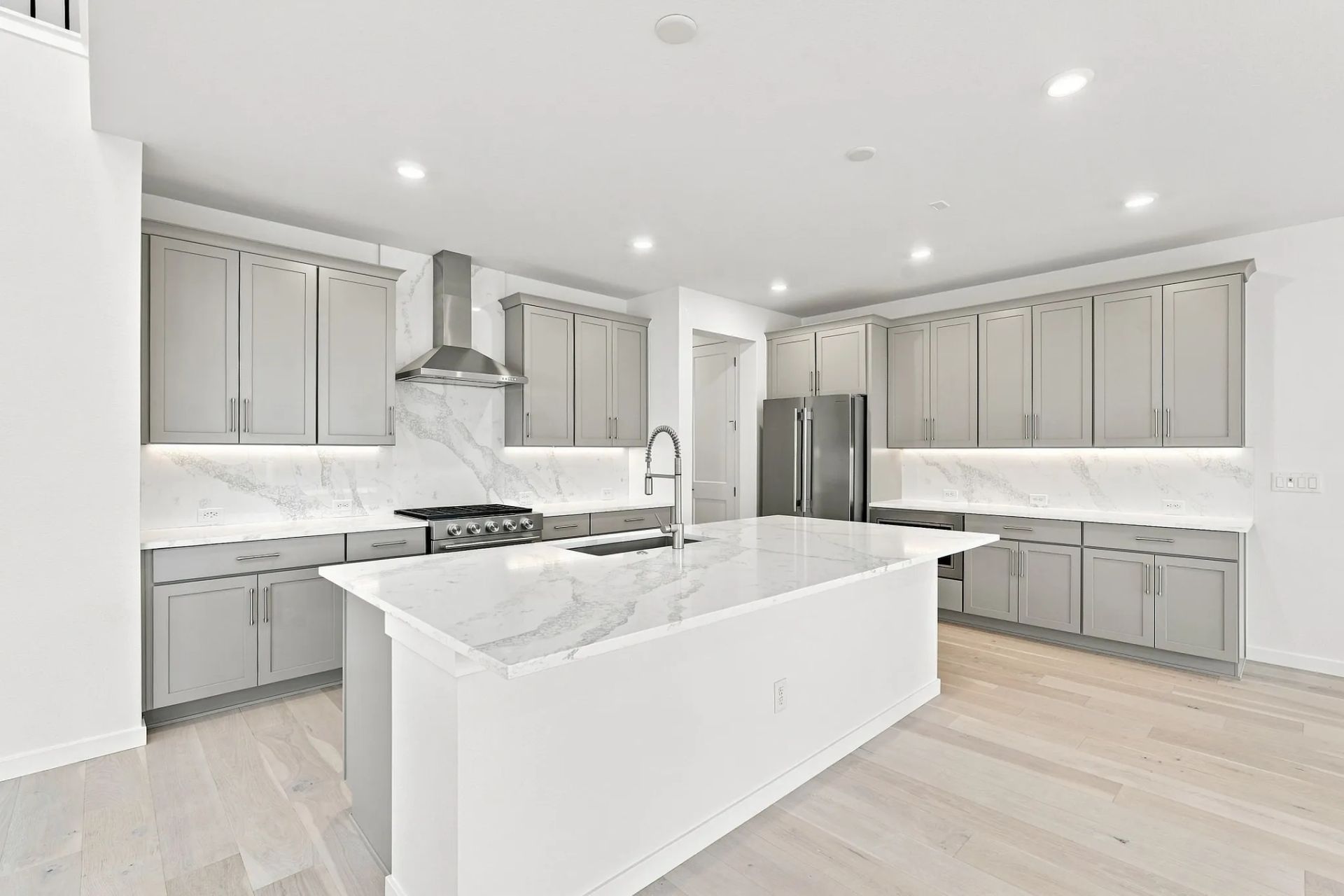 Homesite 20 Kitchen