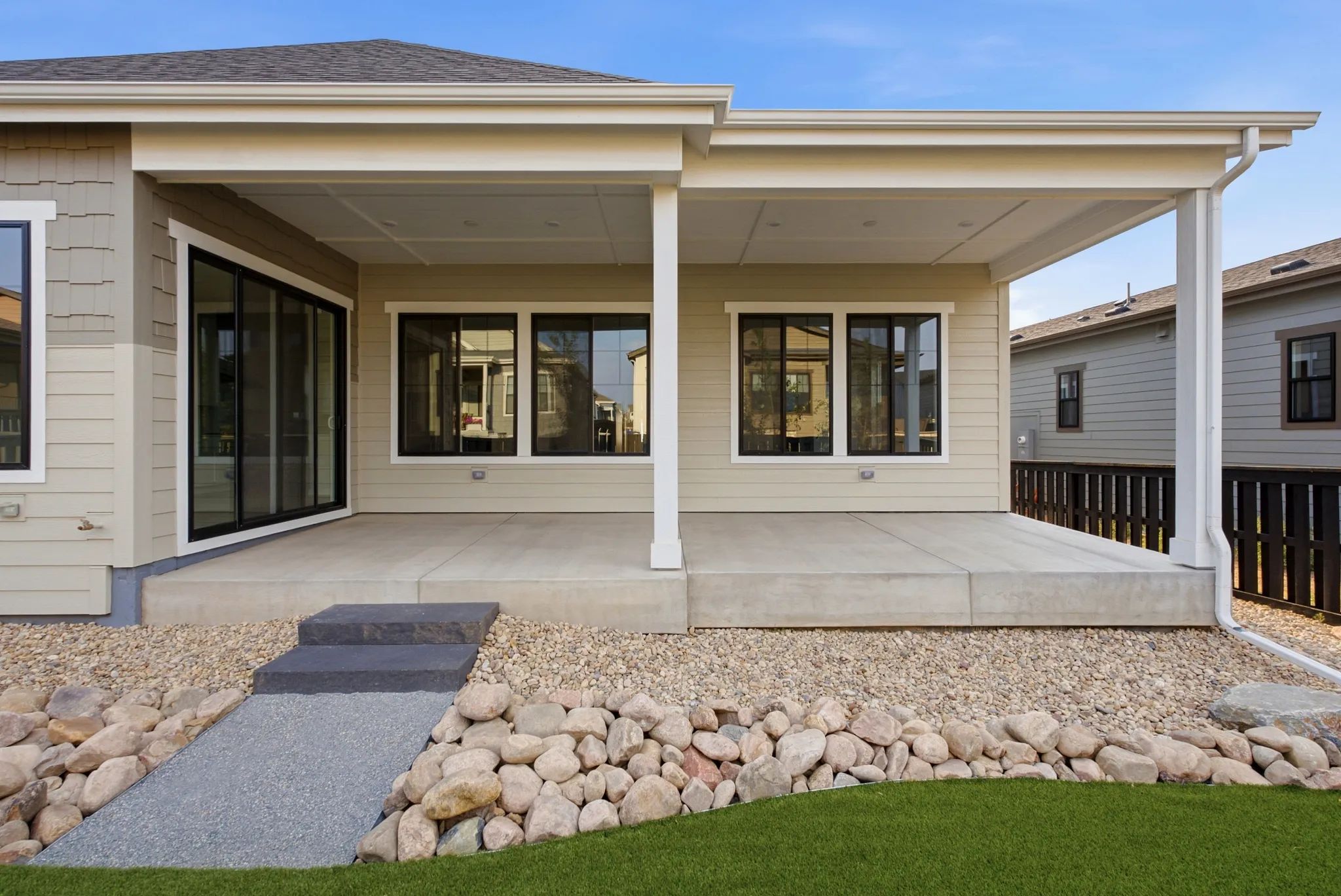 Homesite 70 Covered Patio